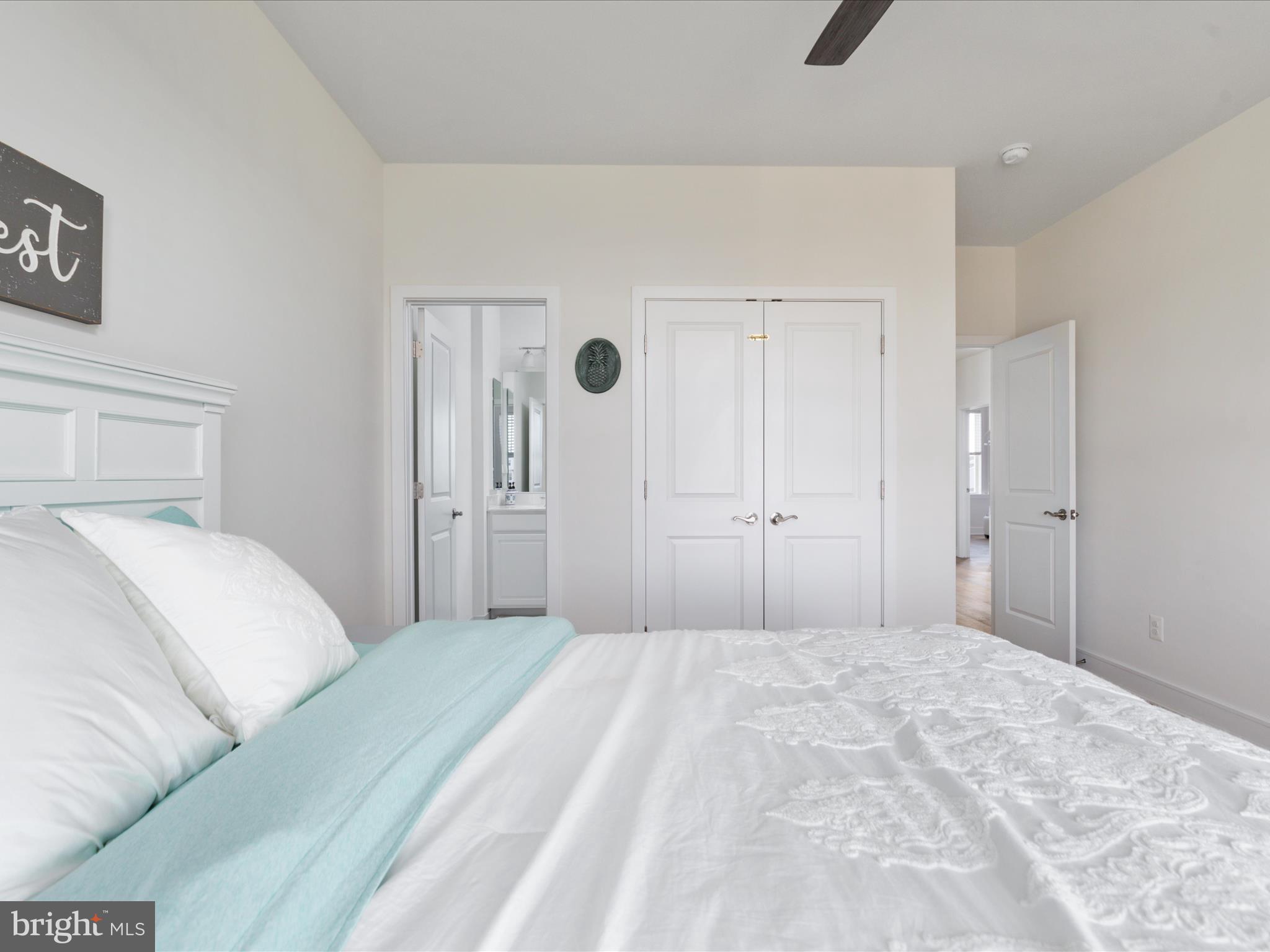 MEADOWBROOK - Residential