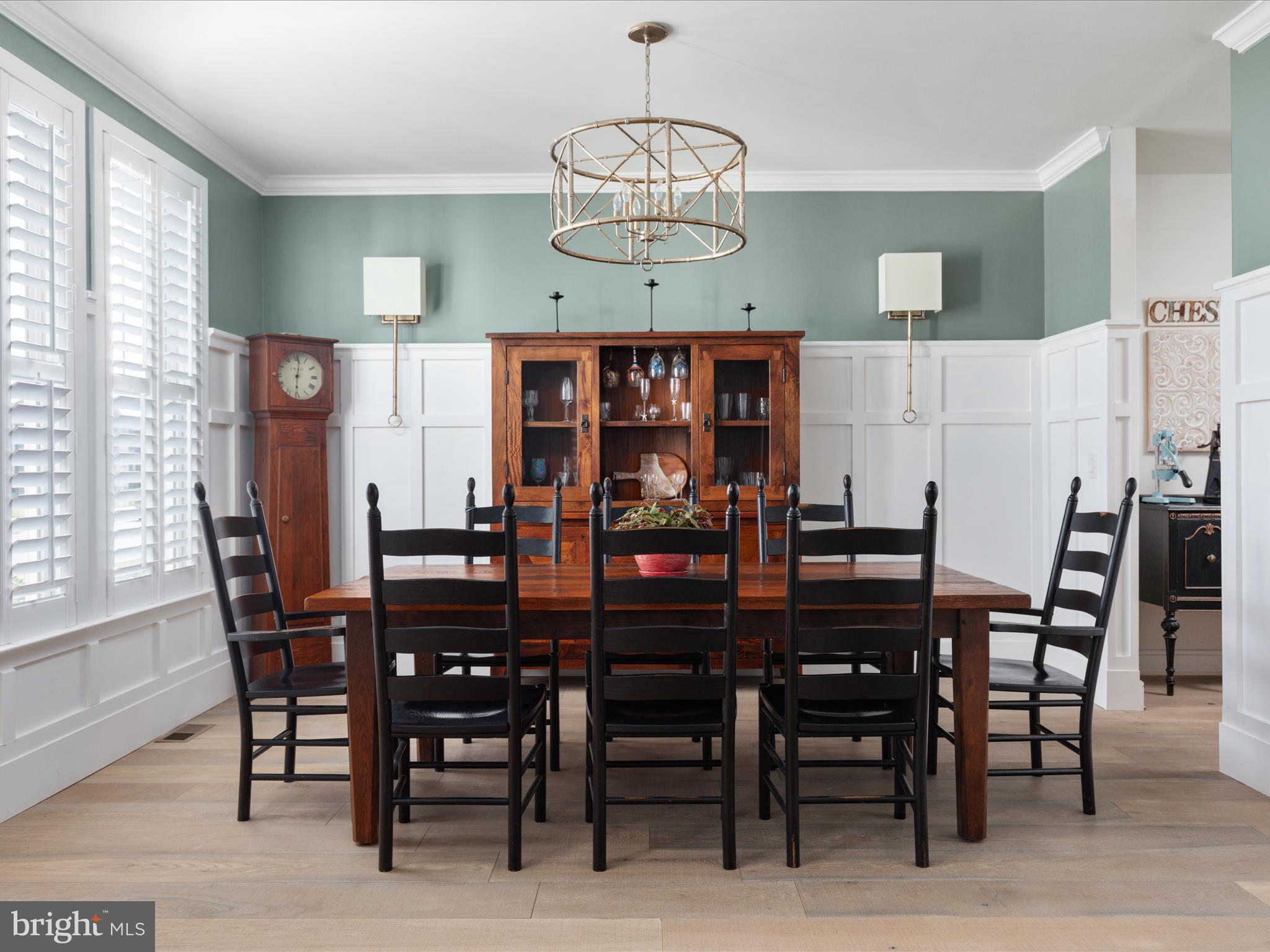 MEADOWBROOK - Residential