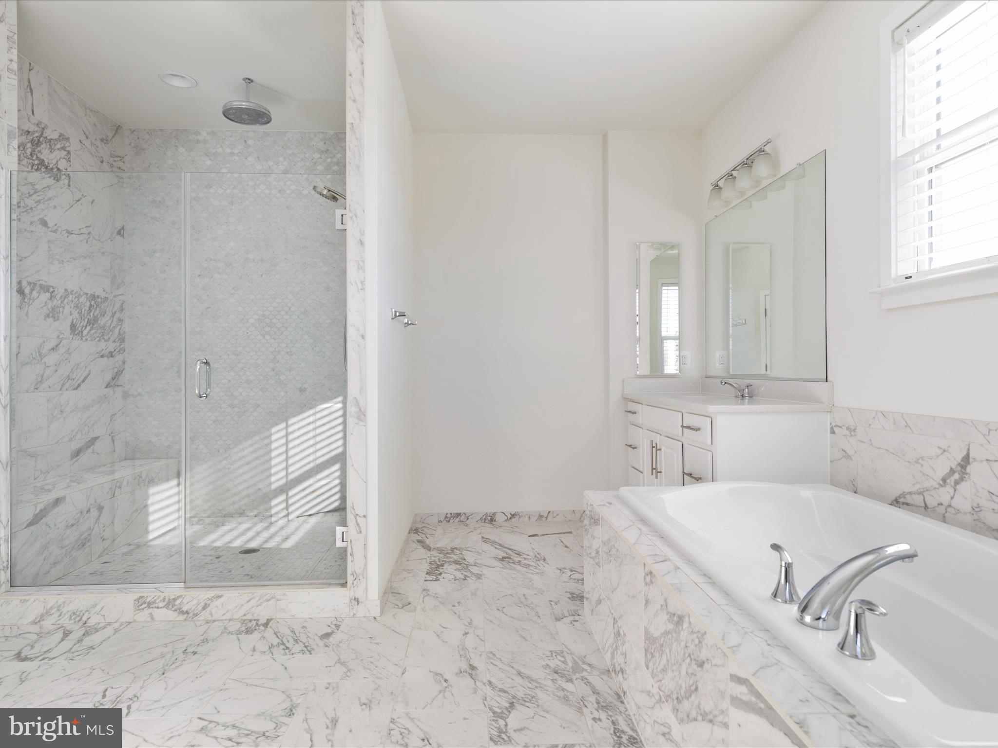 MEADOWBROOK - Residential