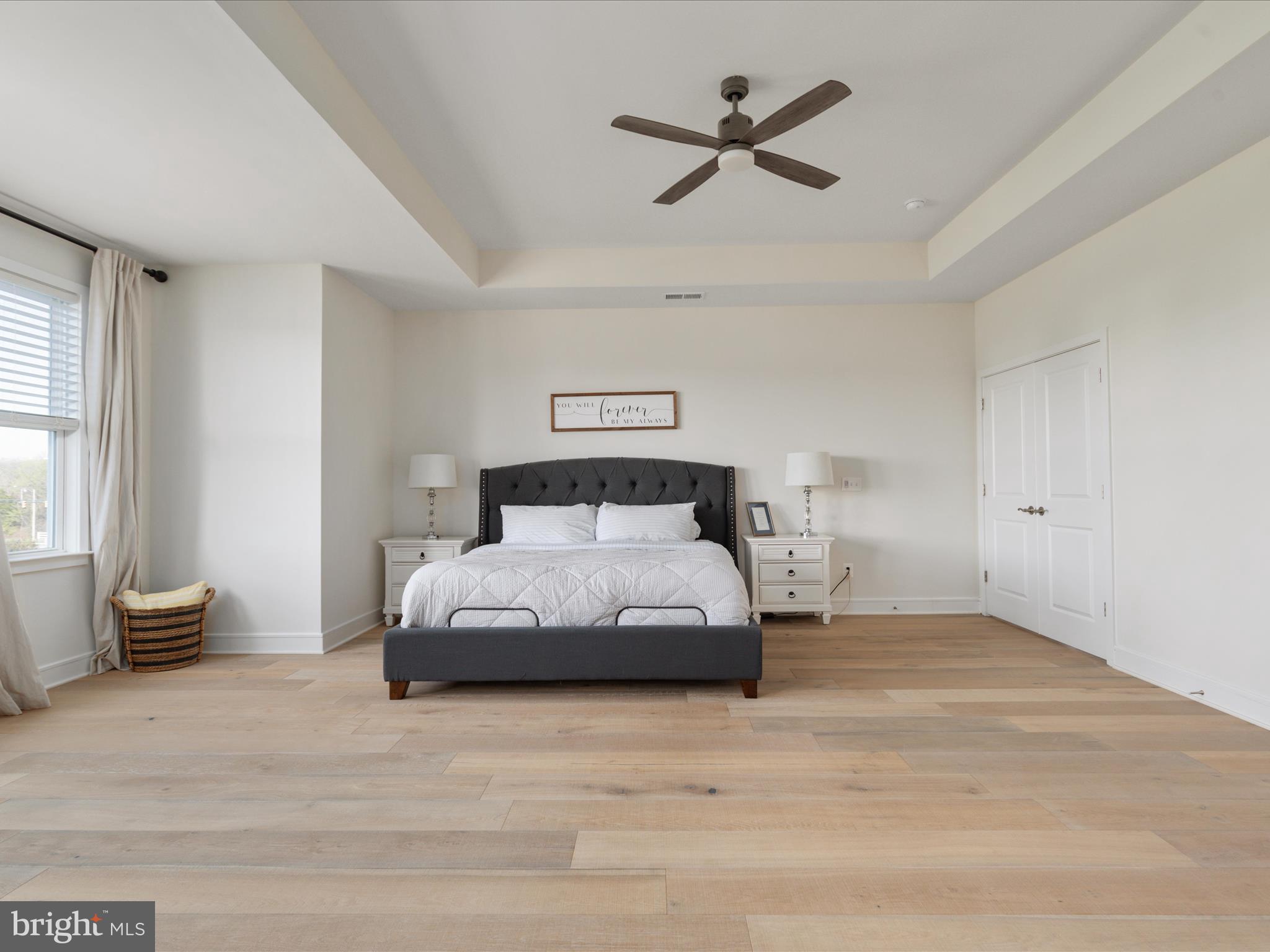 MEADOWBROOK - Residential