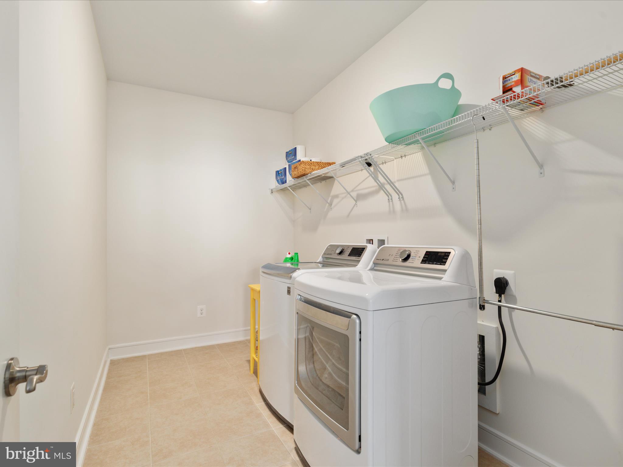 MEADOWBROOK - Residential