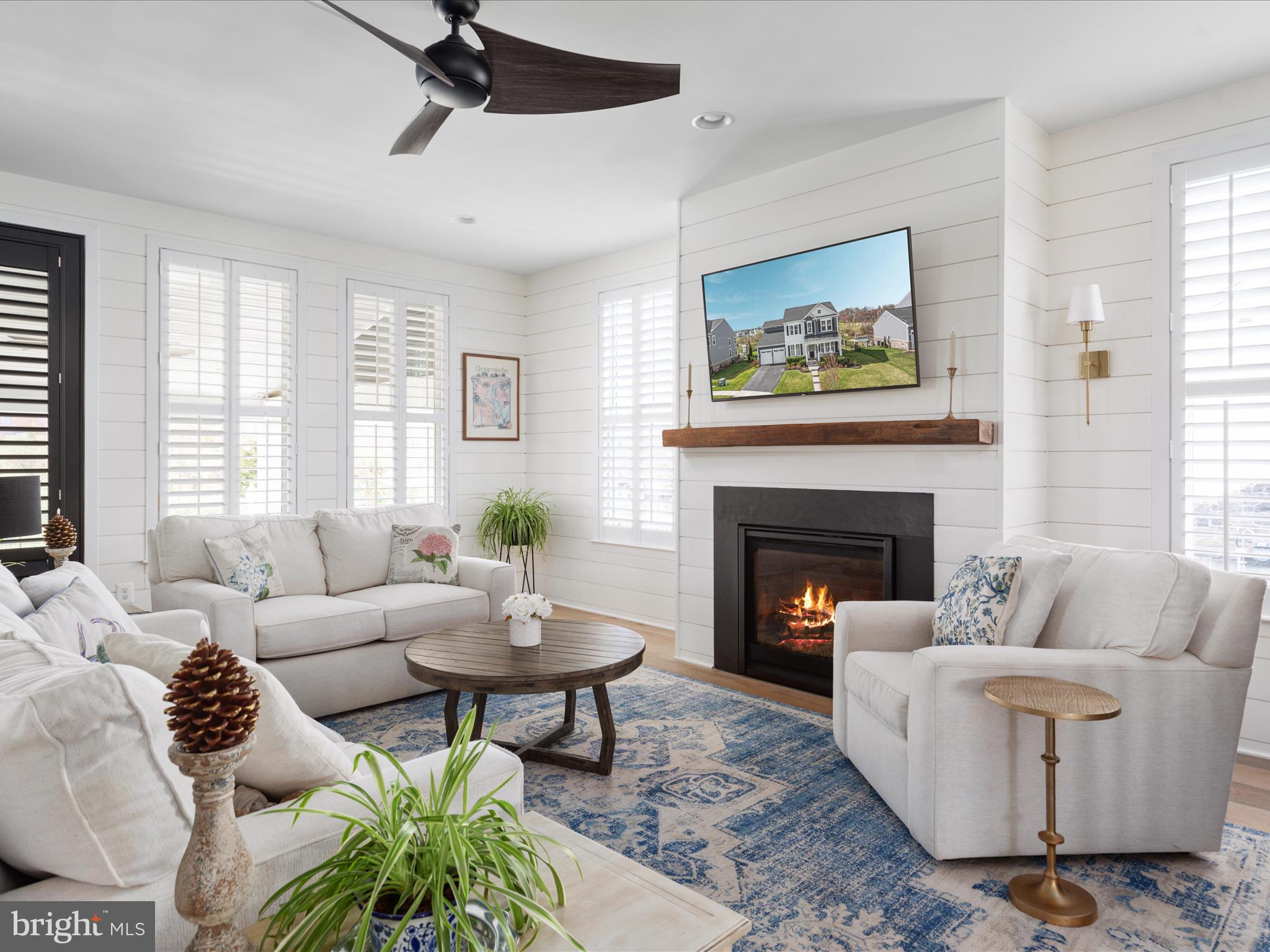 MEADOWBROOK - Residential