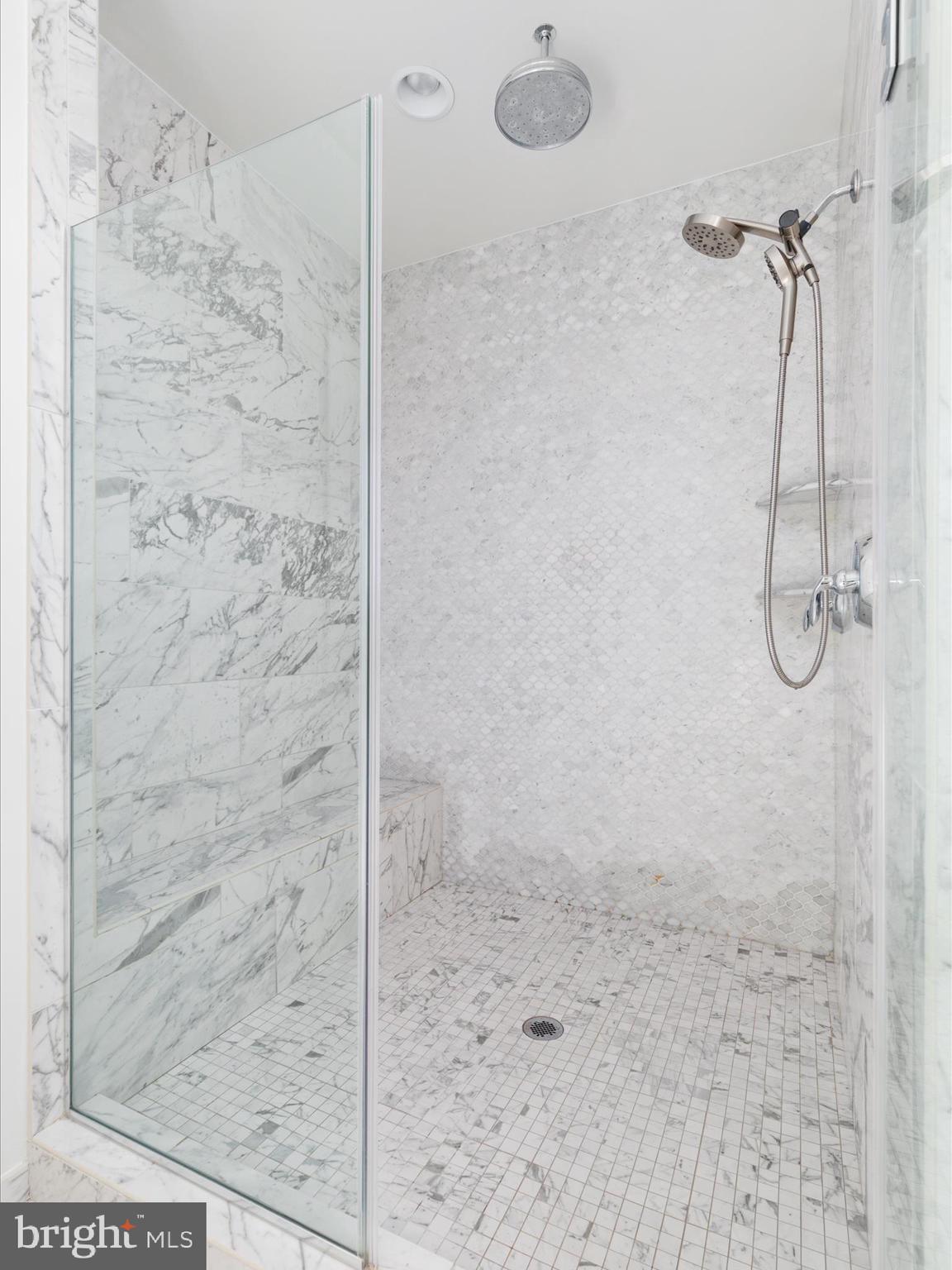 MEADOWBROOK - Residential