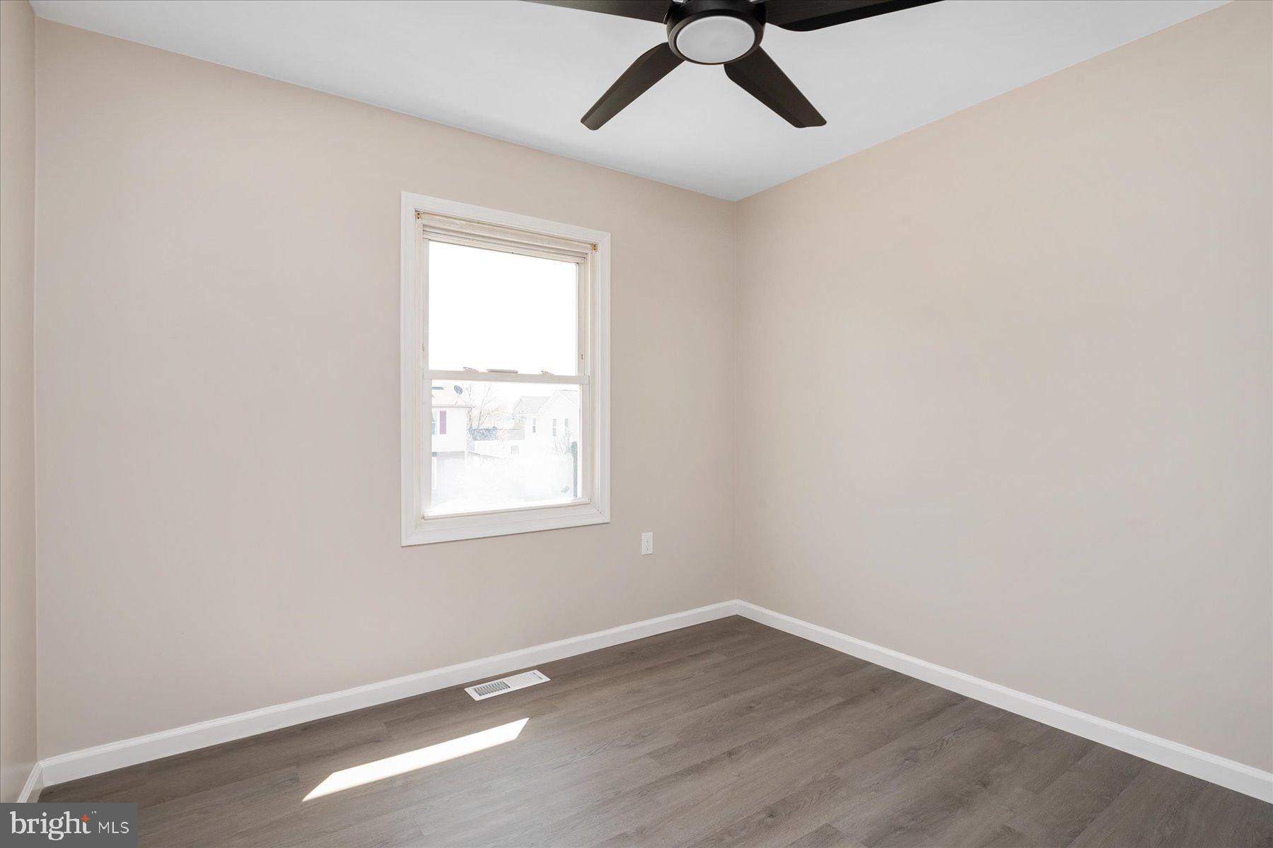 THE PROVINCES - Residential