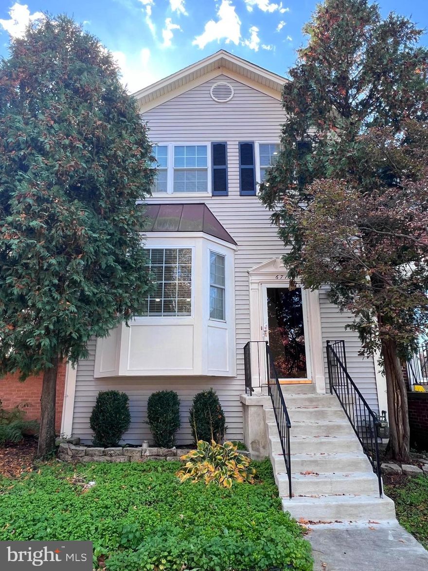 Move-In Ready Now New Price!! This beautifully updated 3-level home features fresh paint, a brand-new deck, new flooring, and fully renovated bathrooms. Enjoy a spacious kitchen with a separate breakfast area and gas cooking, as well as a formal living room featuring a charming bay window. Offers 3 bedrooms, 2.5 baths, a large master bath, and recent updates to the roof and siding. Backs to peaceful trees with a large treed front common area and convenient guest parking nearby. Fantastic location—close to shopping, dining, movie theaters, and more. Contact Monte before applying or for questions and showings.