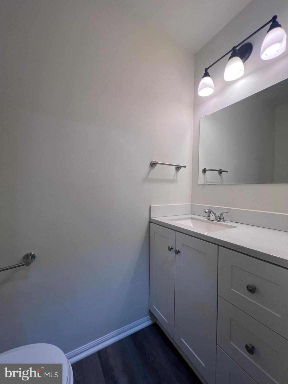 CLIFTON TOWNES - Residential Lease