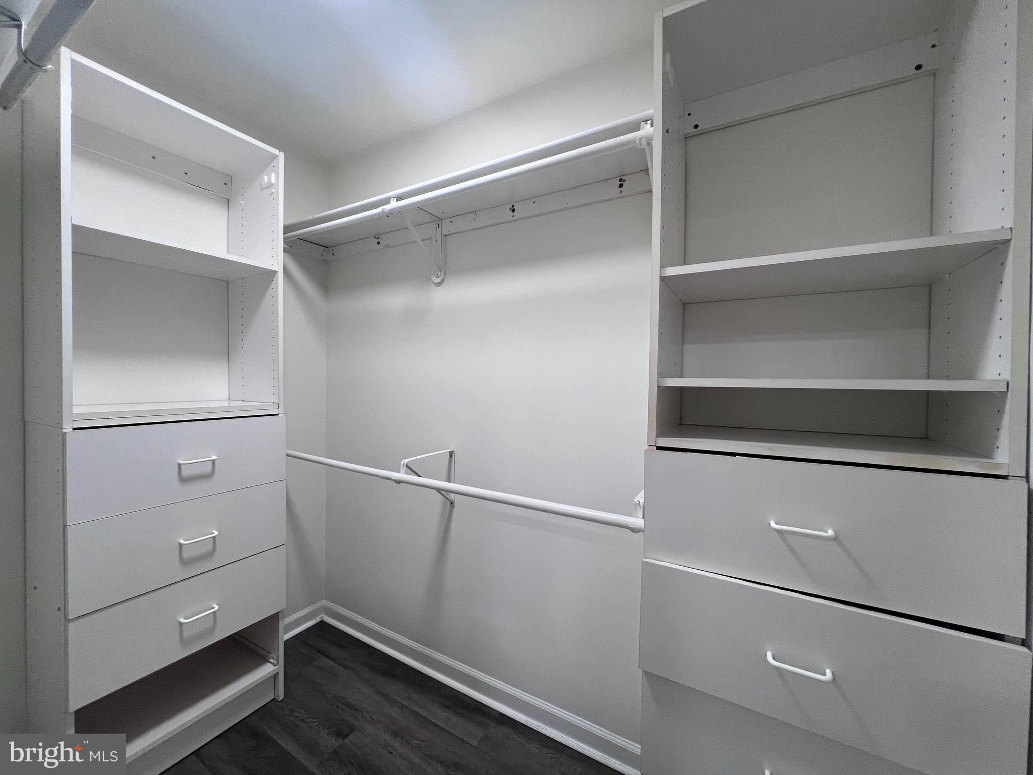 CLIFTON TOWNES - Residential Lease