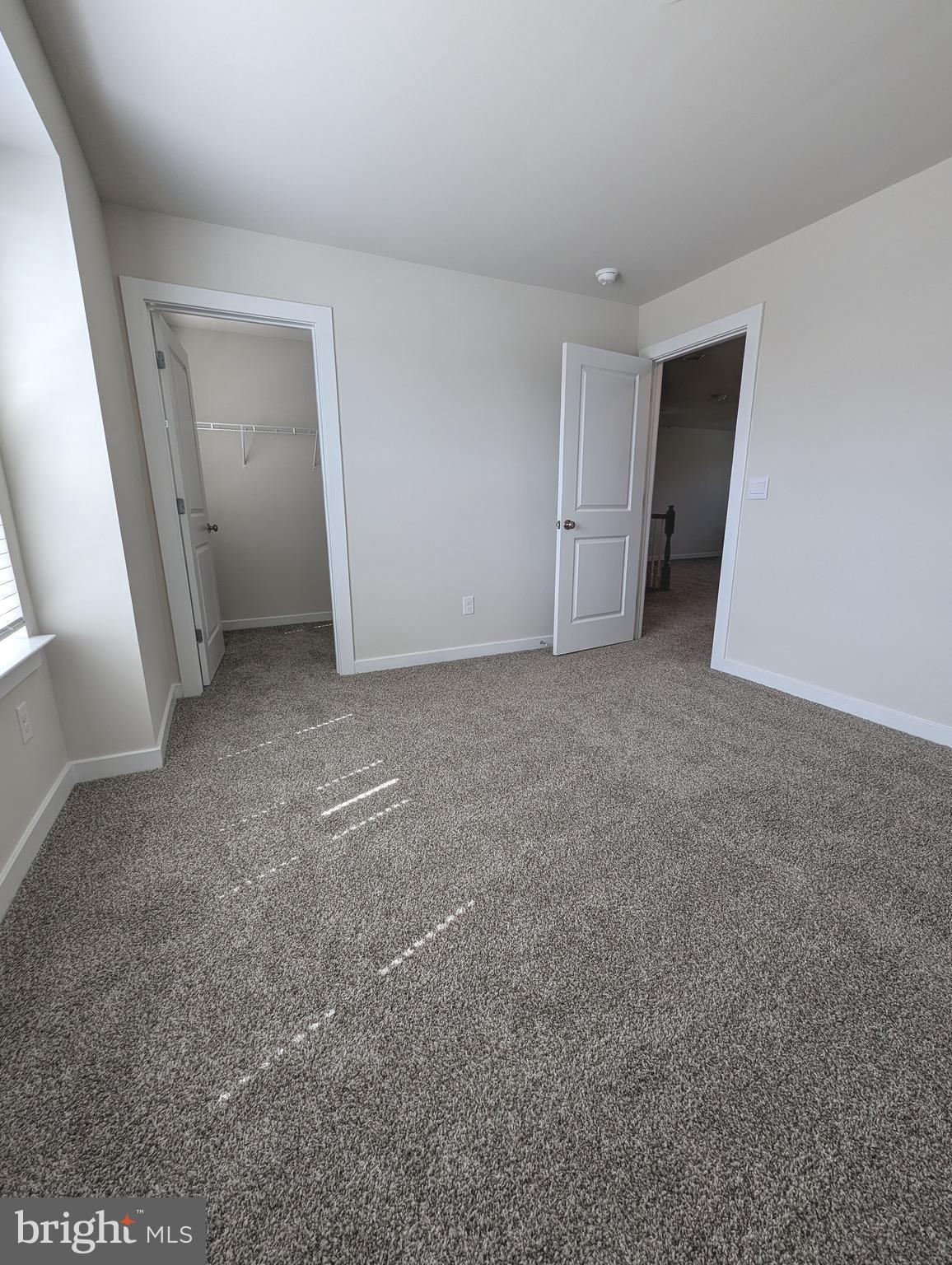 ROBINSONS PARADISE - Residential Lease