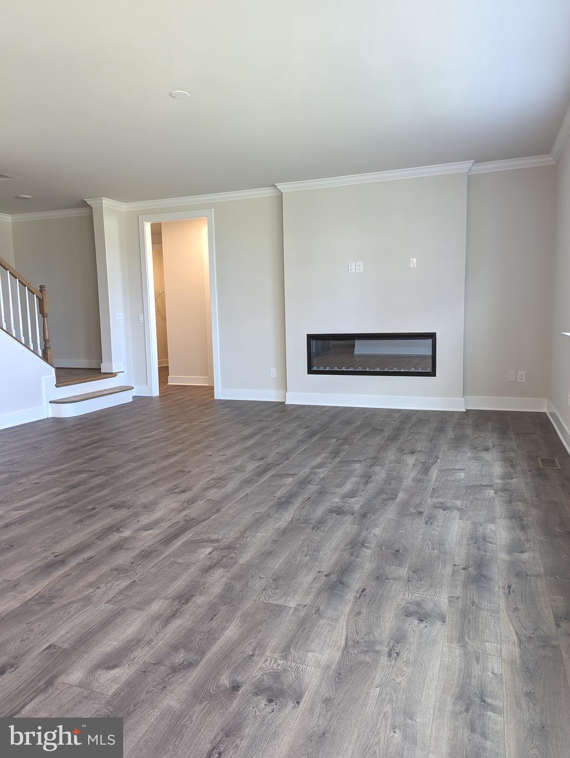 ROBINSONS PARADISE - Residential Lease