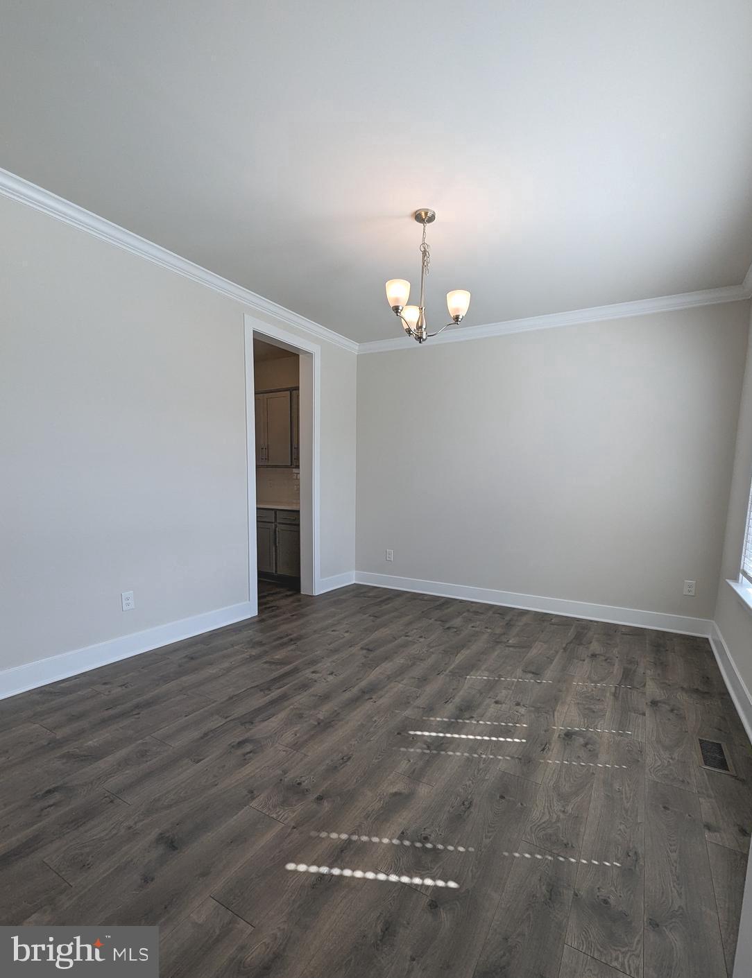 ROBINSONS PARADISE - Residential Lease