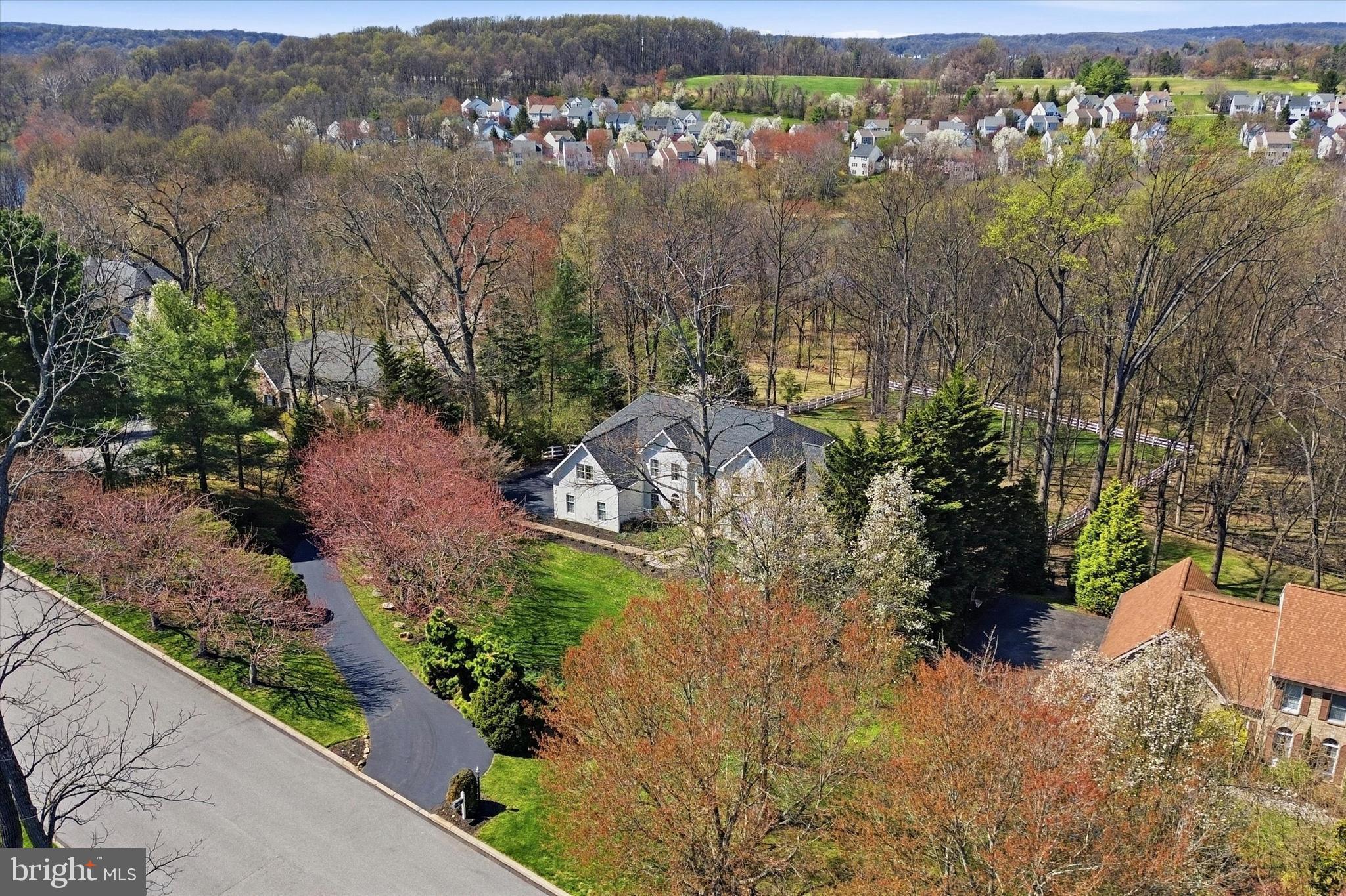 LAKERIDGE - Residential