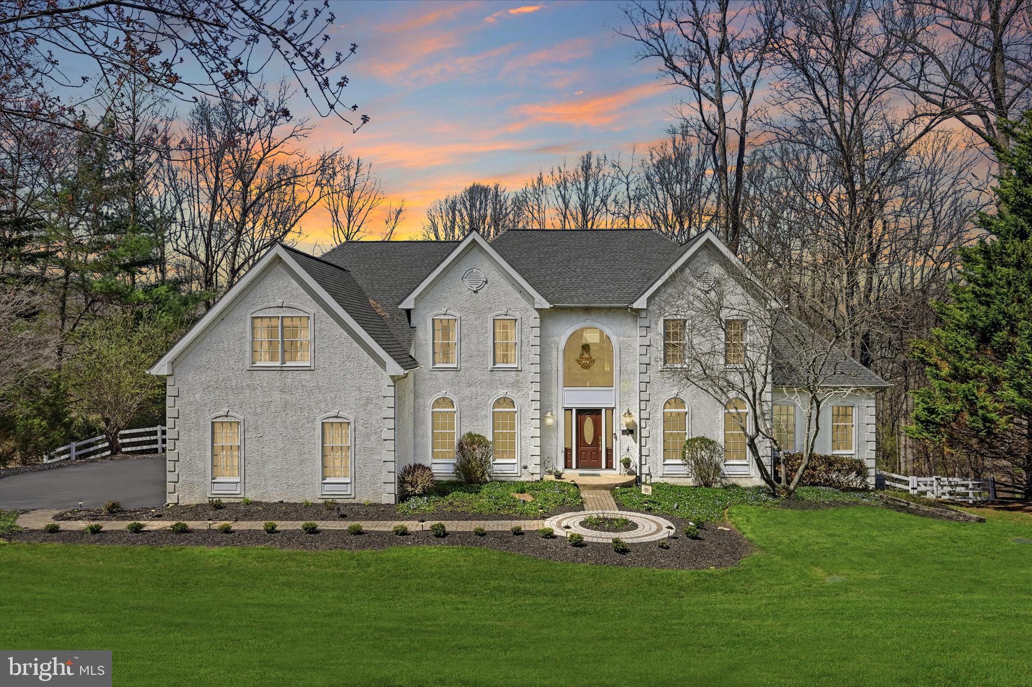 LAKERIDGE - Residential