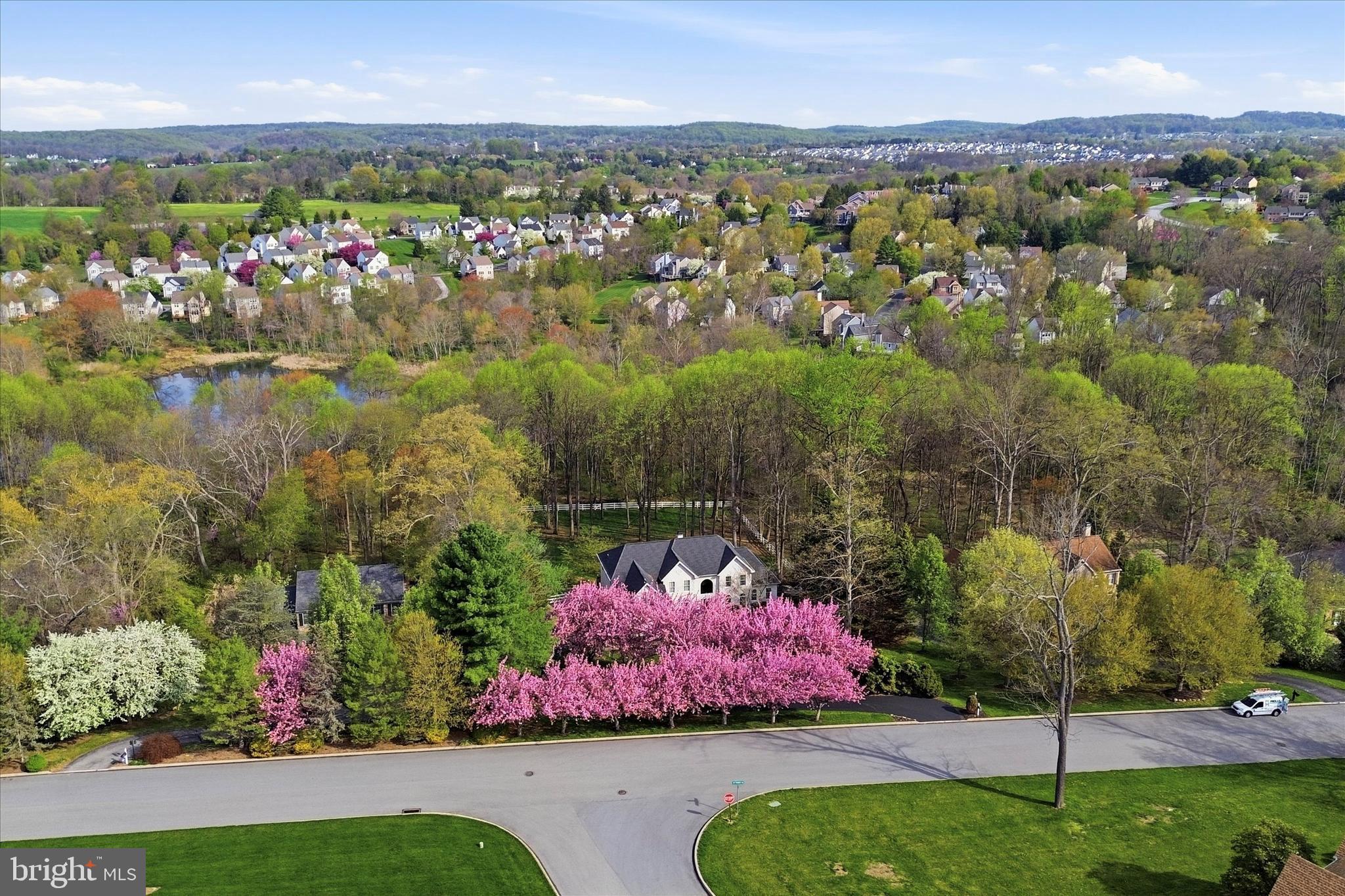 LAKERIDGE - Residential