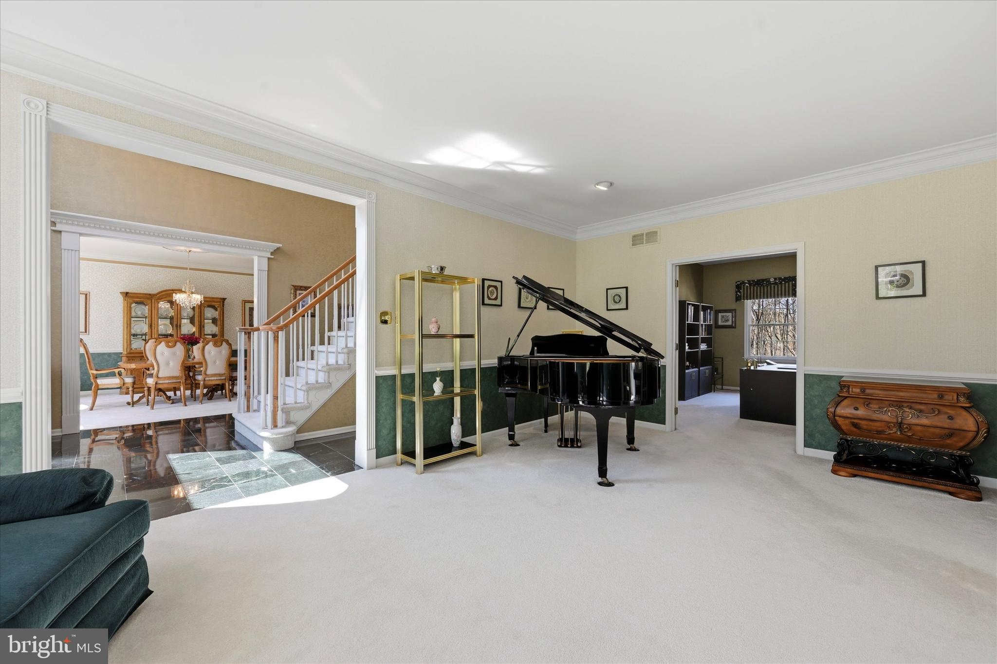 LAKERIDGE - Residential