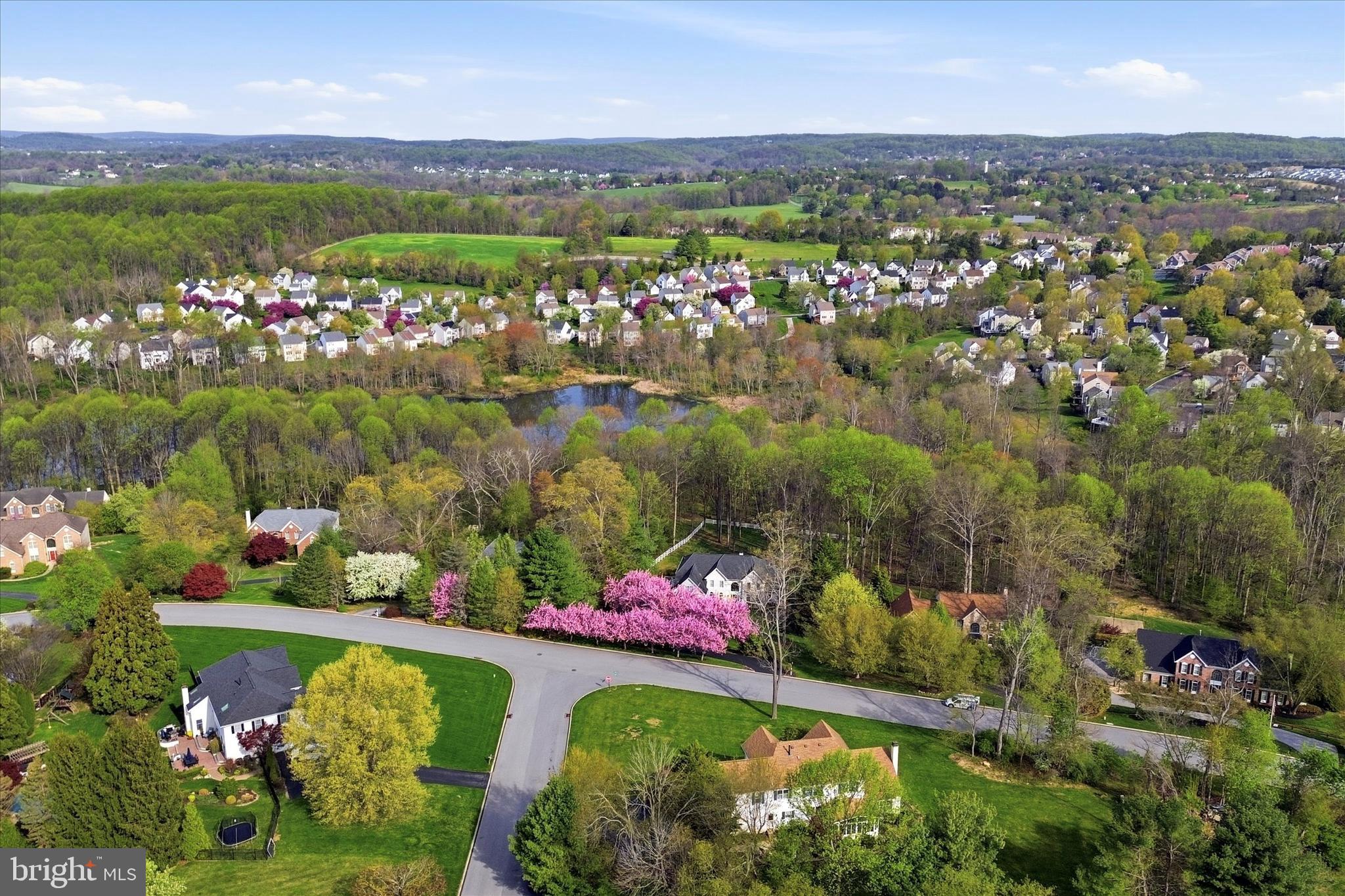 LAKERIDGE - Residential