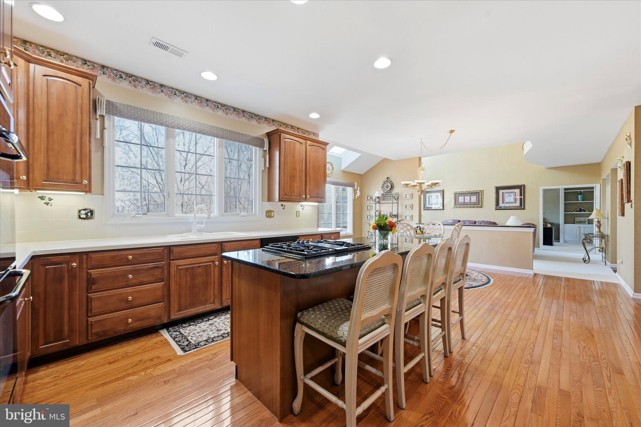 LAKERIDGE - Residential