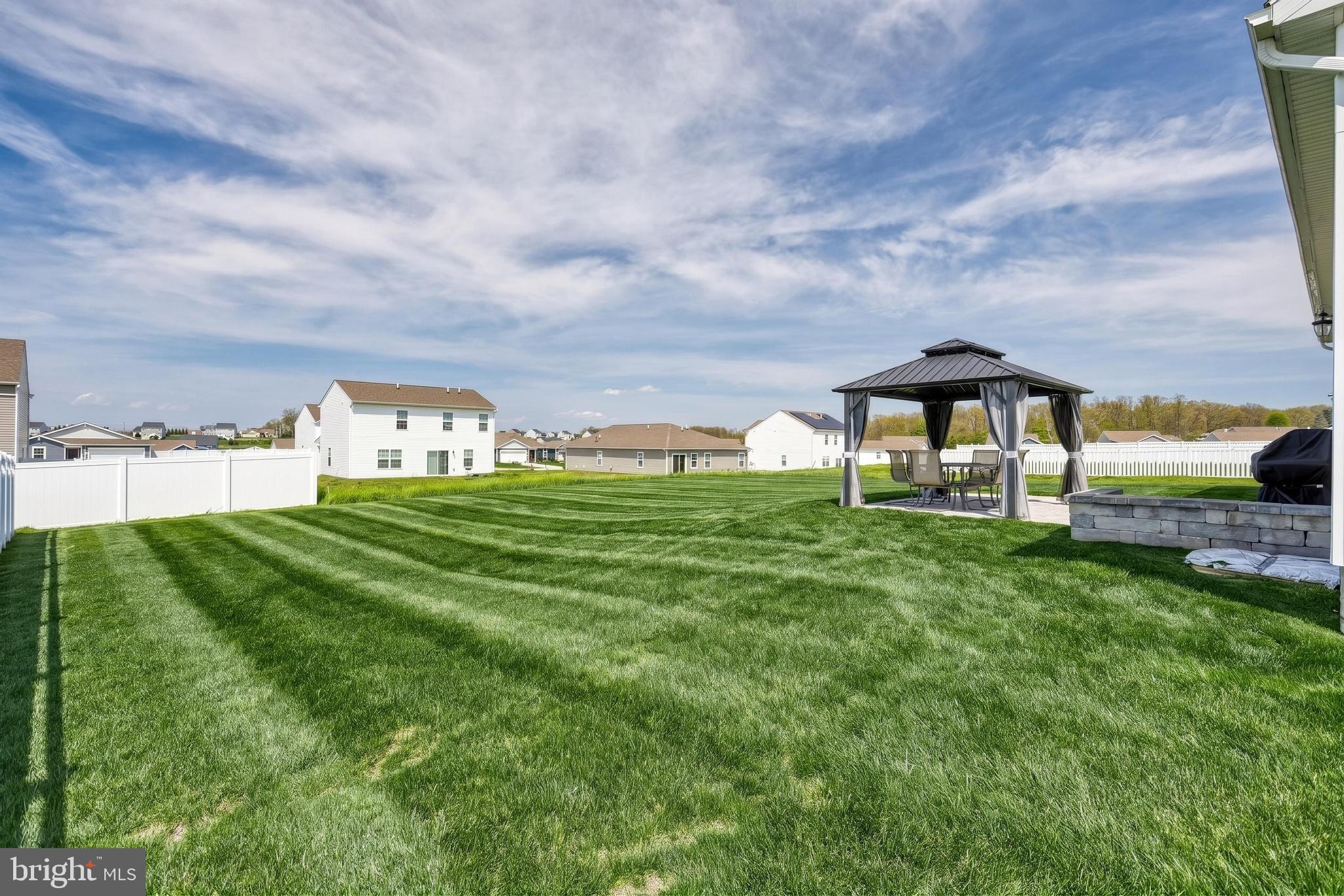 HIGH POINTE SOUTH - Residential