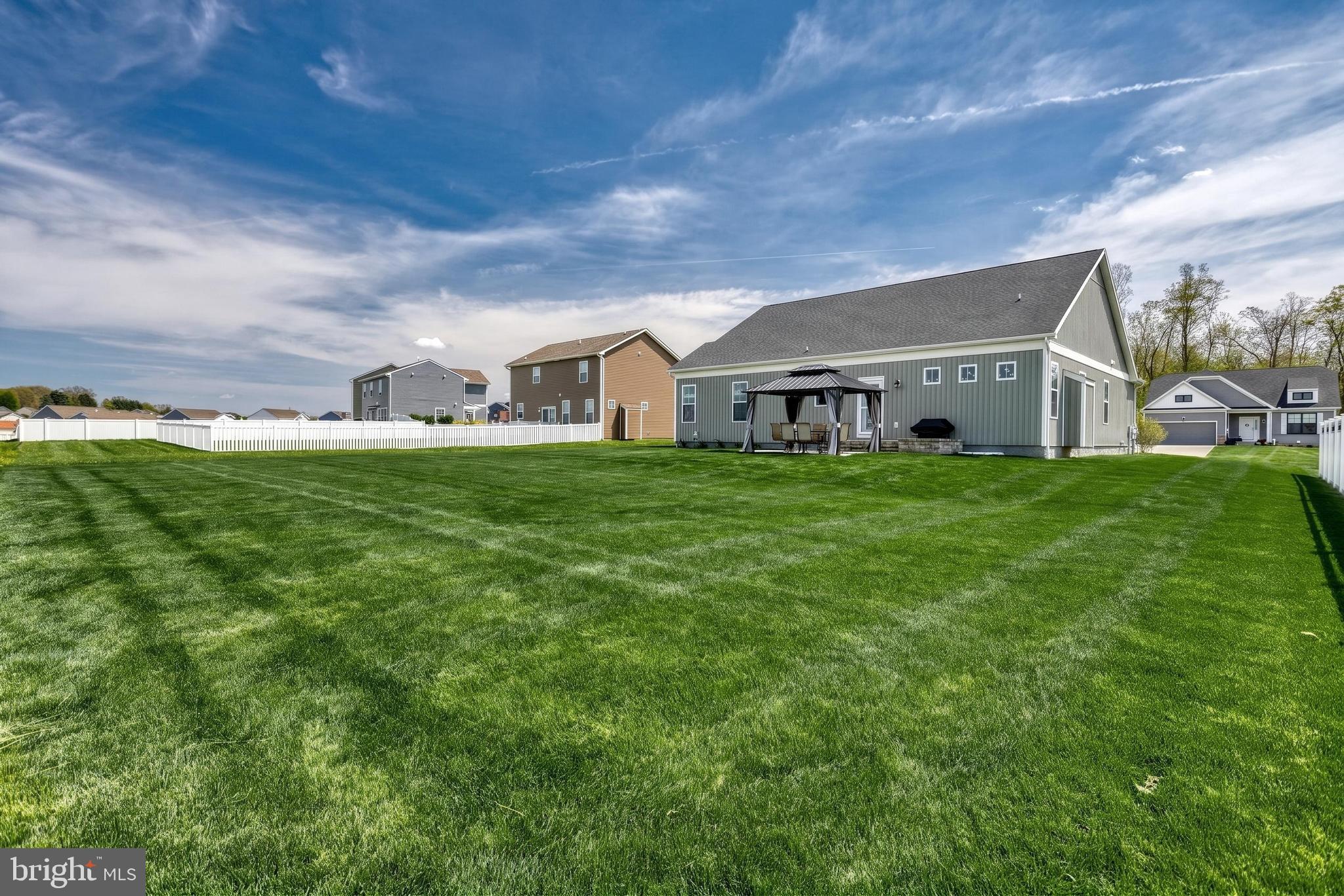 HIGH POINTE SOUTH - Residential