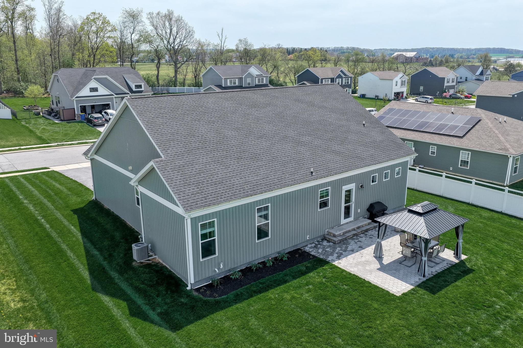 HIGH POINTE SOUTH - Residential