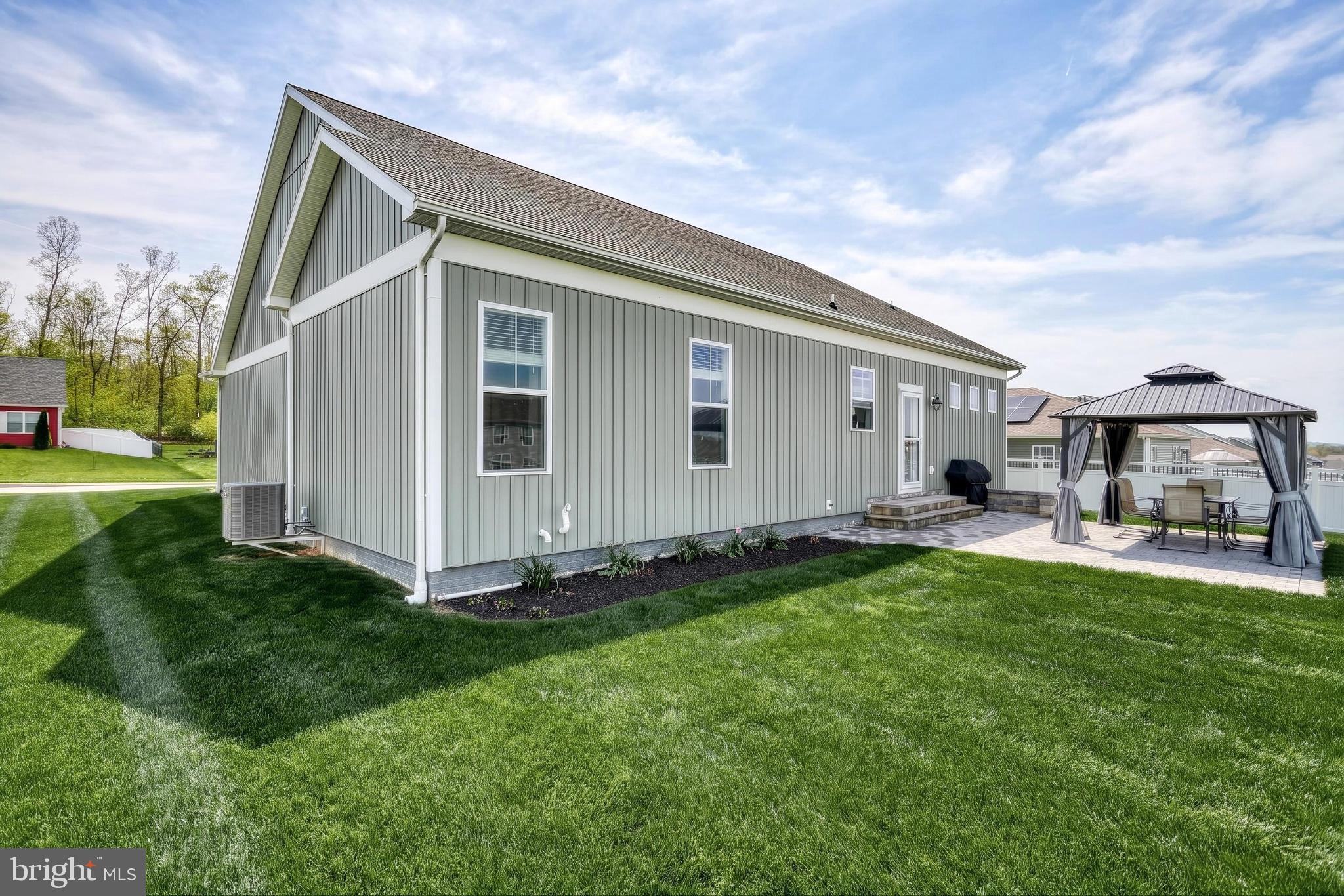 HIGH POINTE SOUTH - Residential
