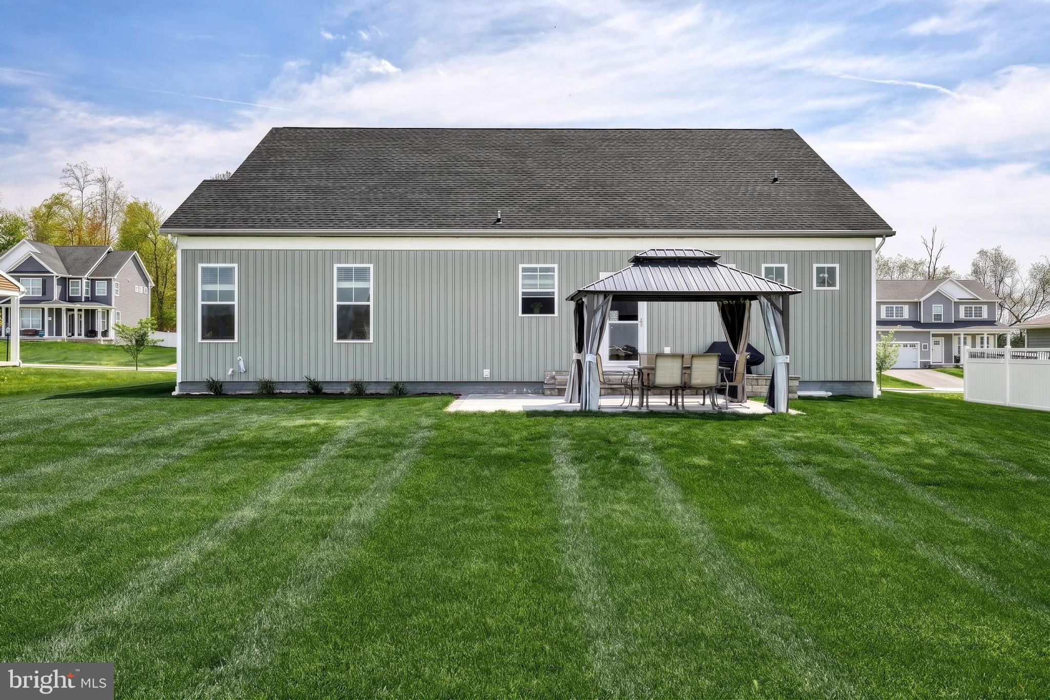 HIGH POINTE SOUTH - Residential