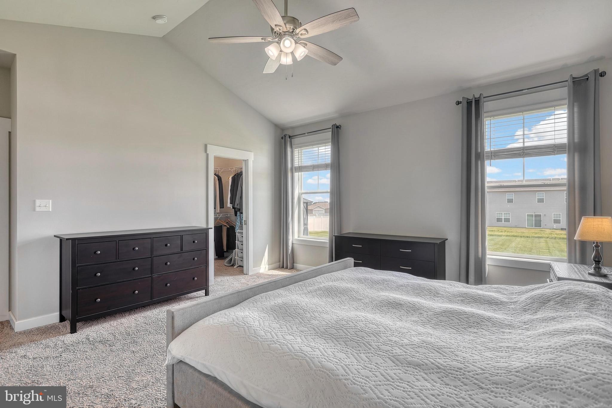 HIGH POINTE SOUTH - Residential