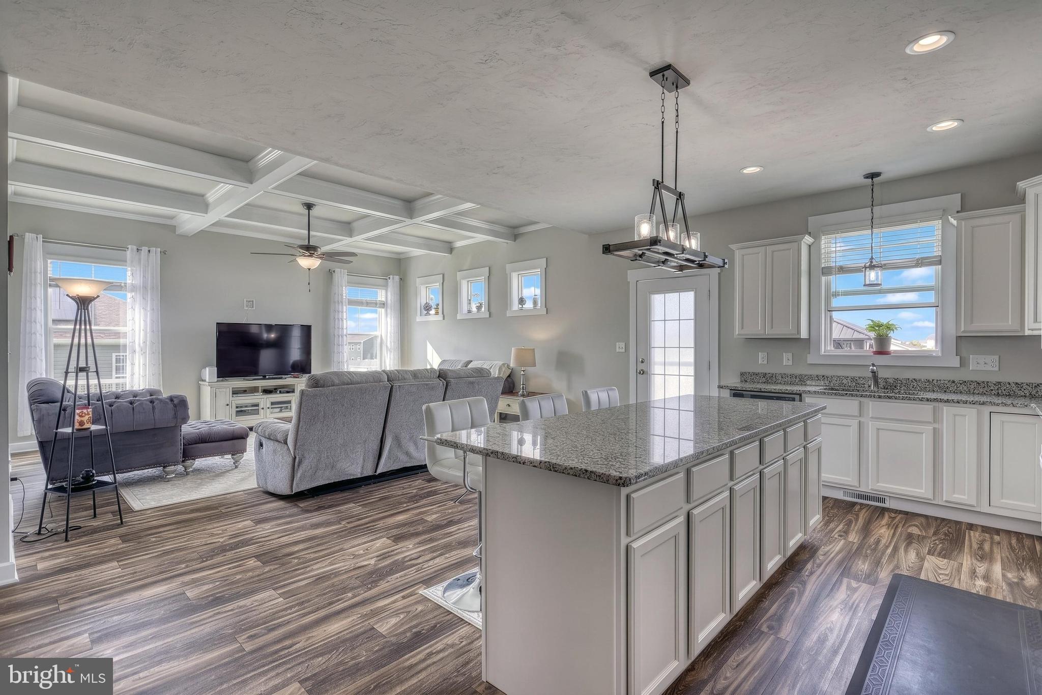 HIGH POINTE SOUTH - Residential