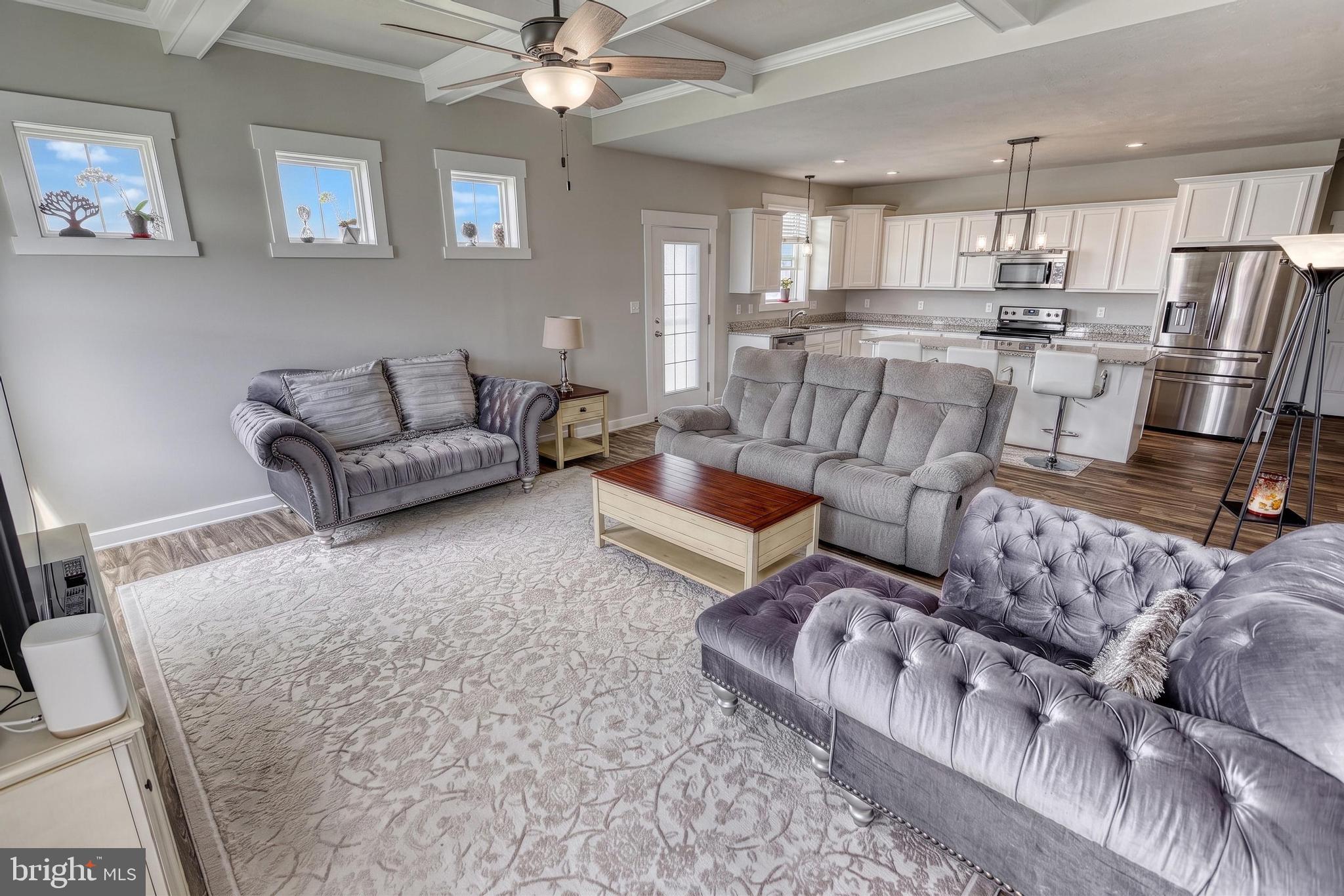 HIGH POINTE SOUTH - Residential