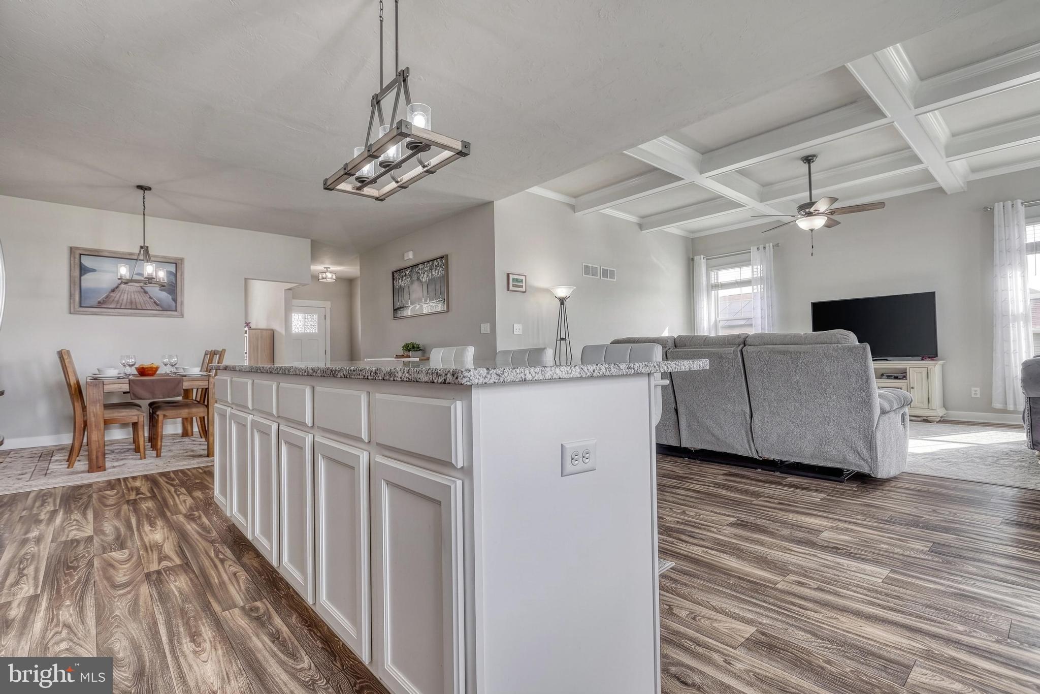HIGH POINTE SOUTH - Residential