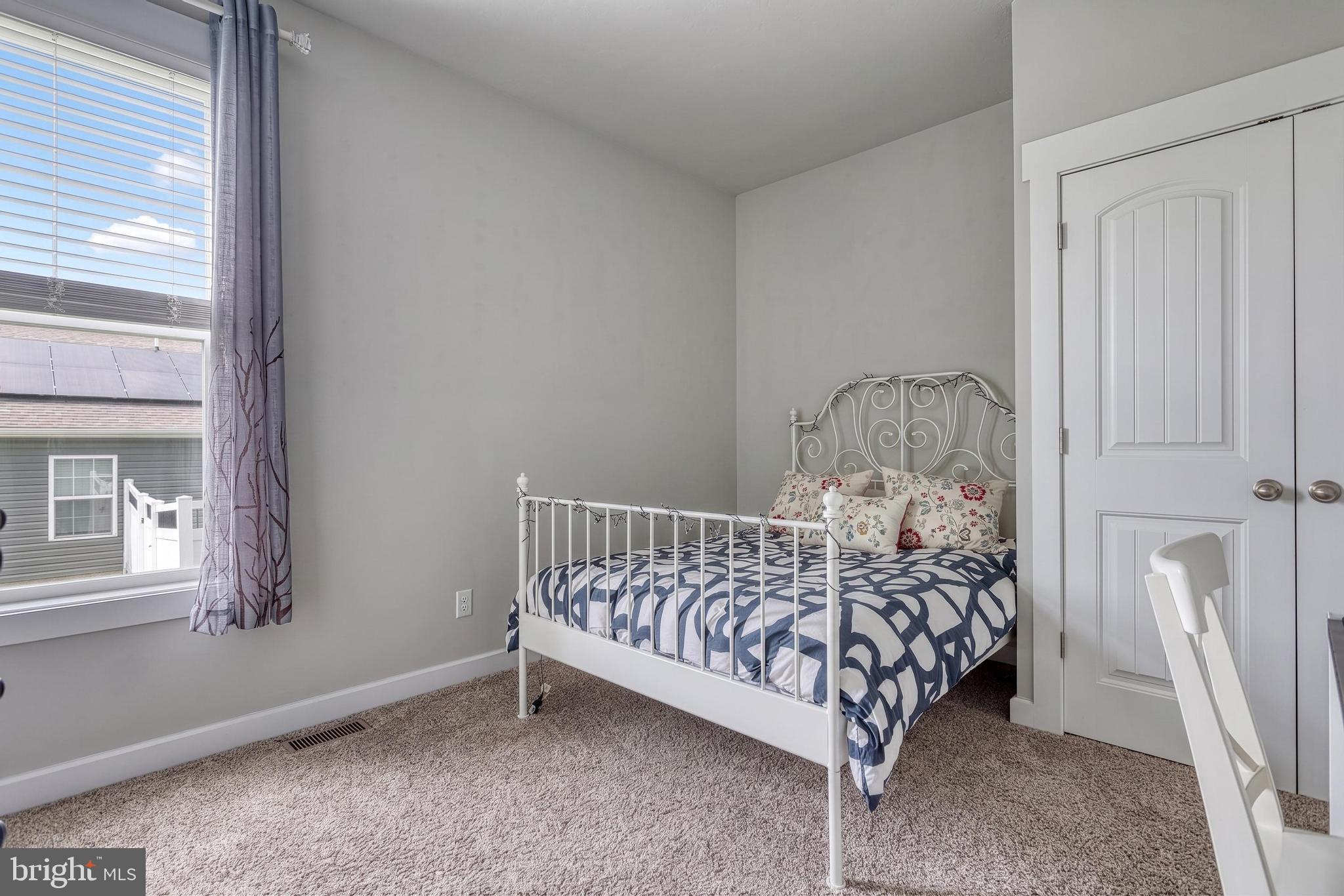 HIGH POINTE SOUTH - Residential