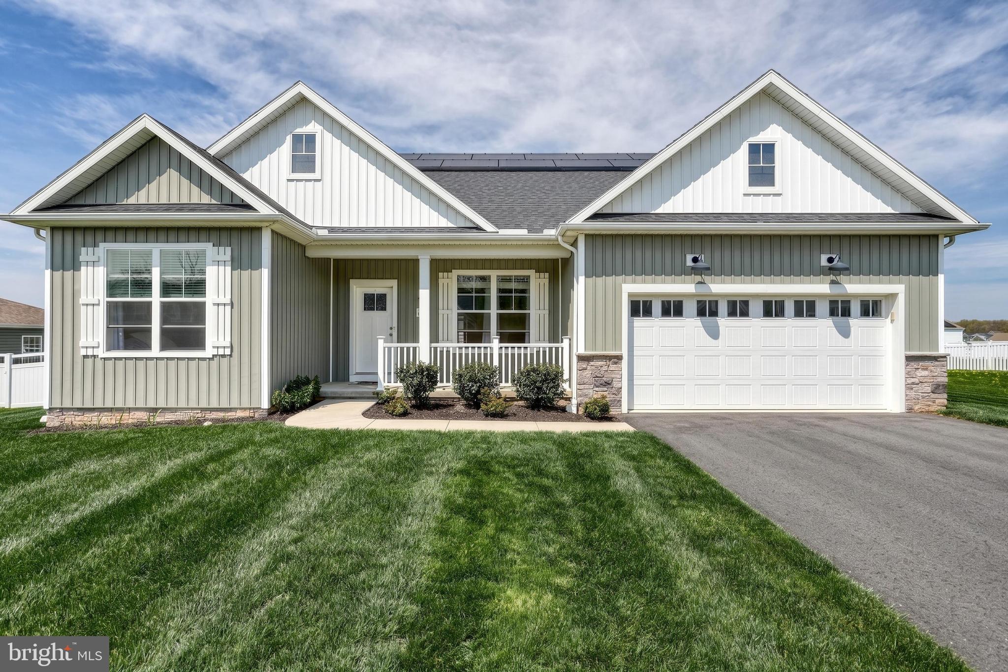 HIGH POINTE SOUTH - Residential