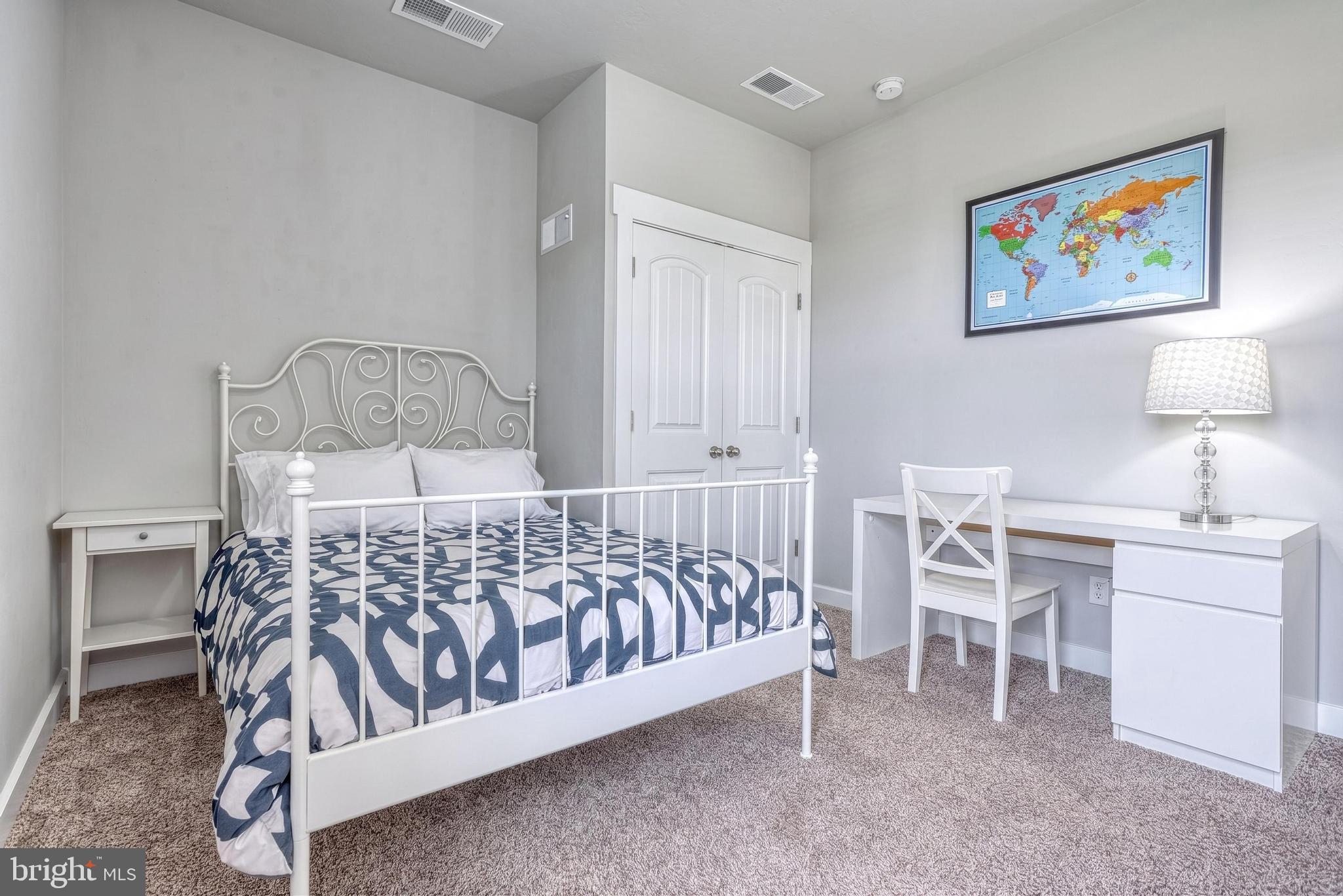HIGH POINTE SOUTH - Residential