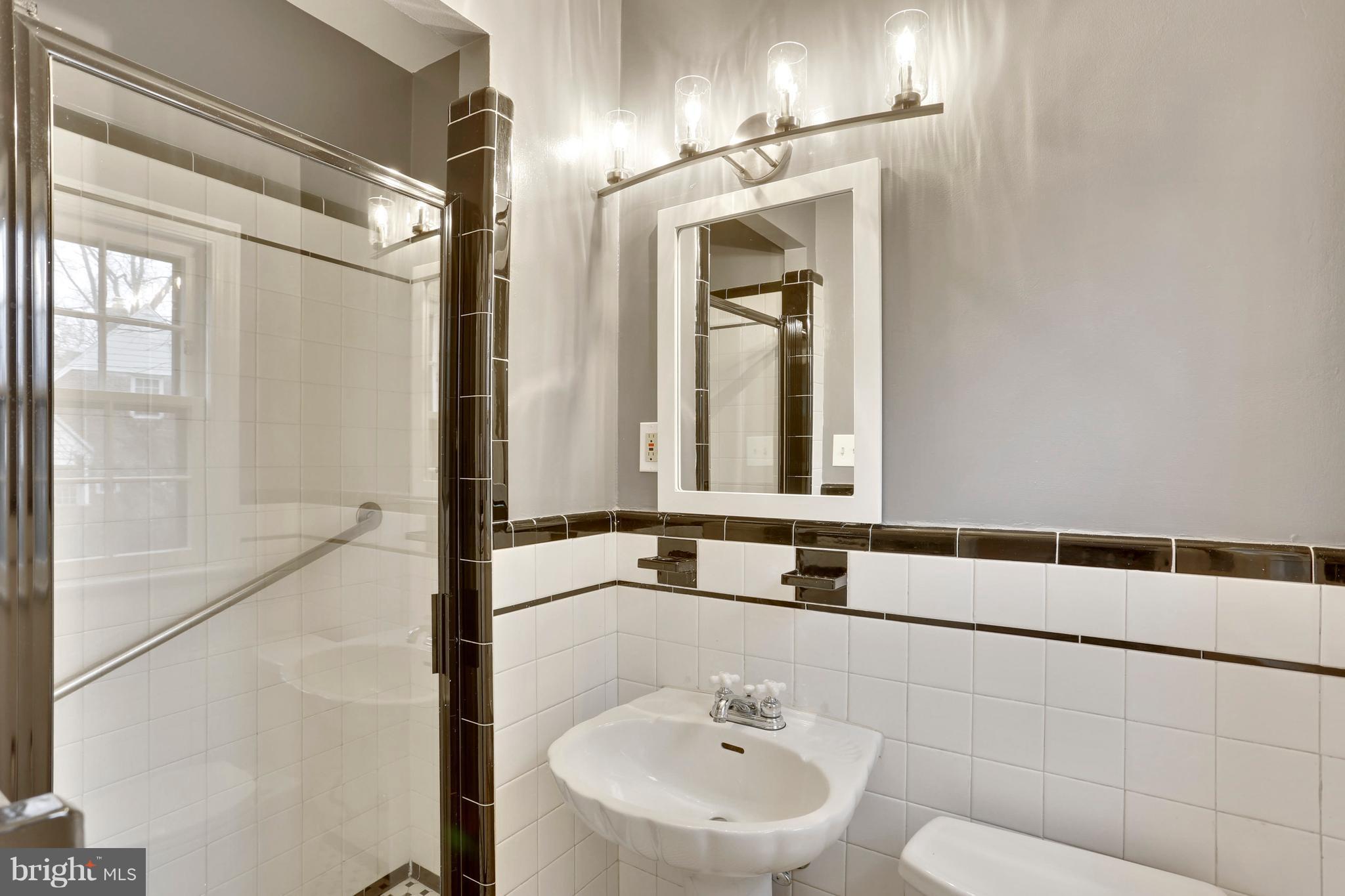 HILLANDALE - Residential