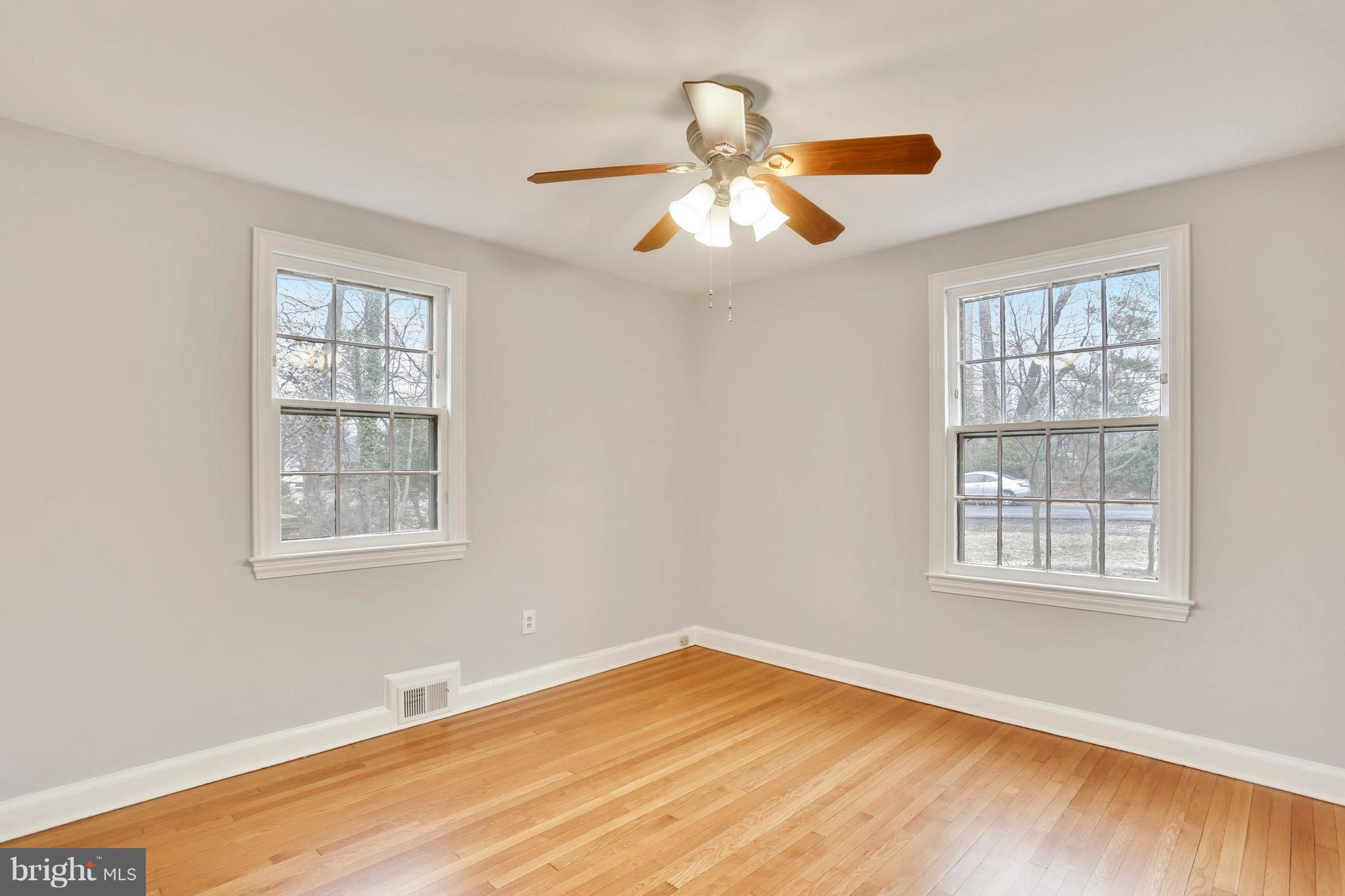 HILLANDALE - Residential