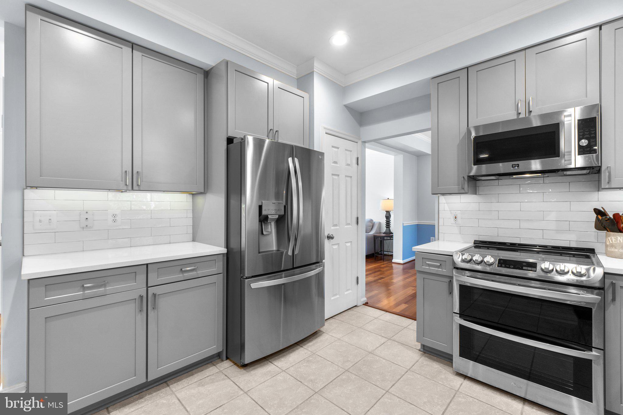 BRYNWOOD HILLS - Residential