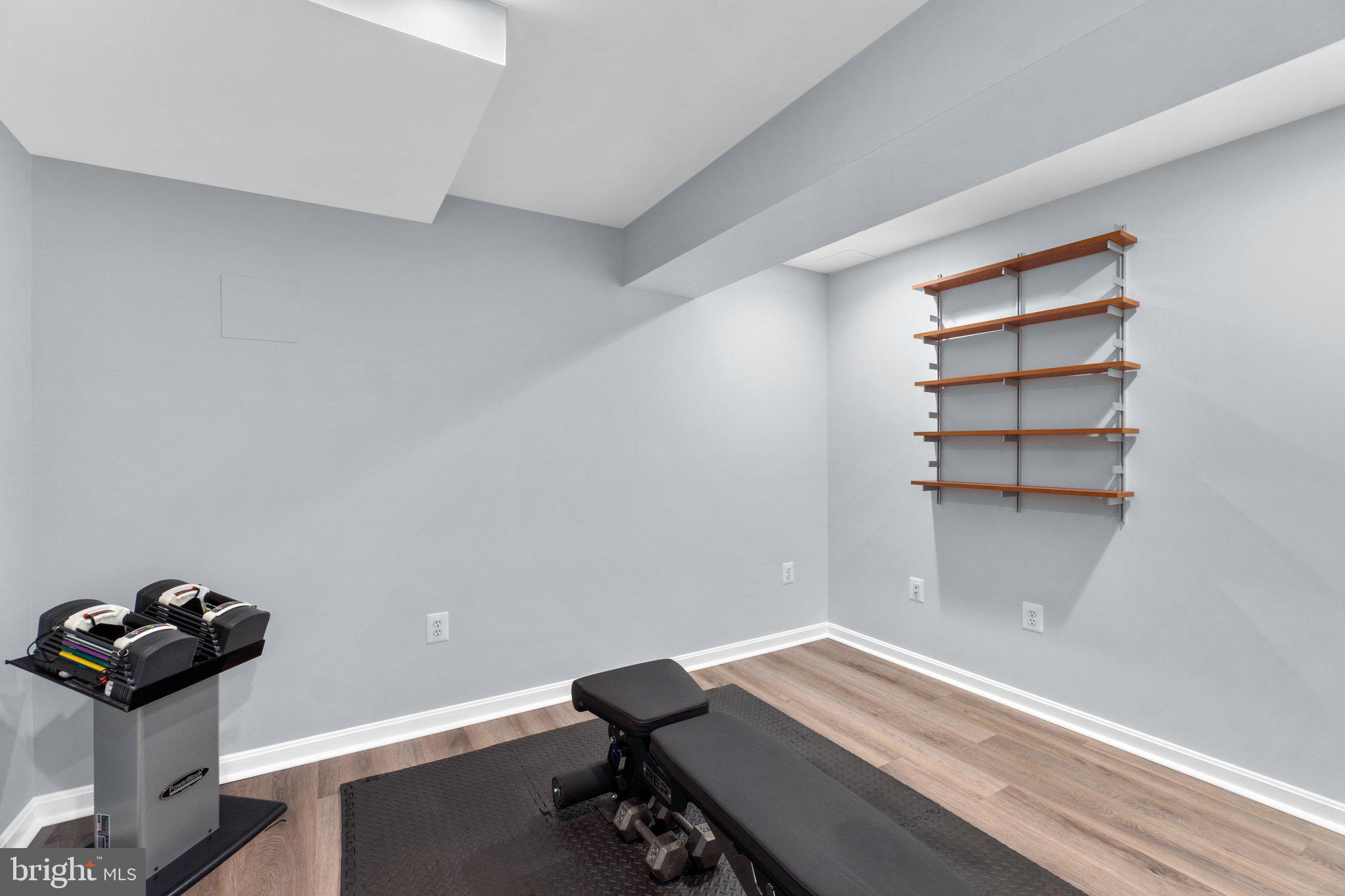 BRYNWOOD HILLS - Residential