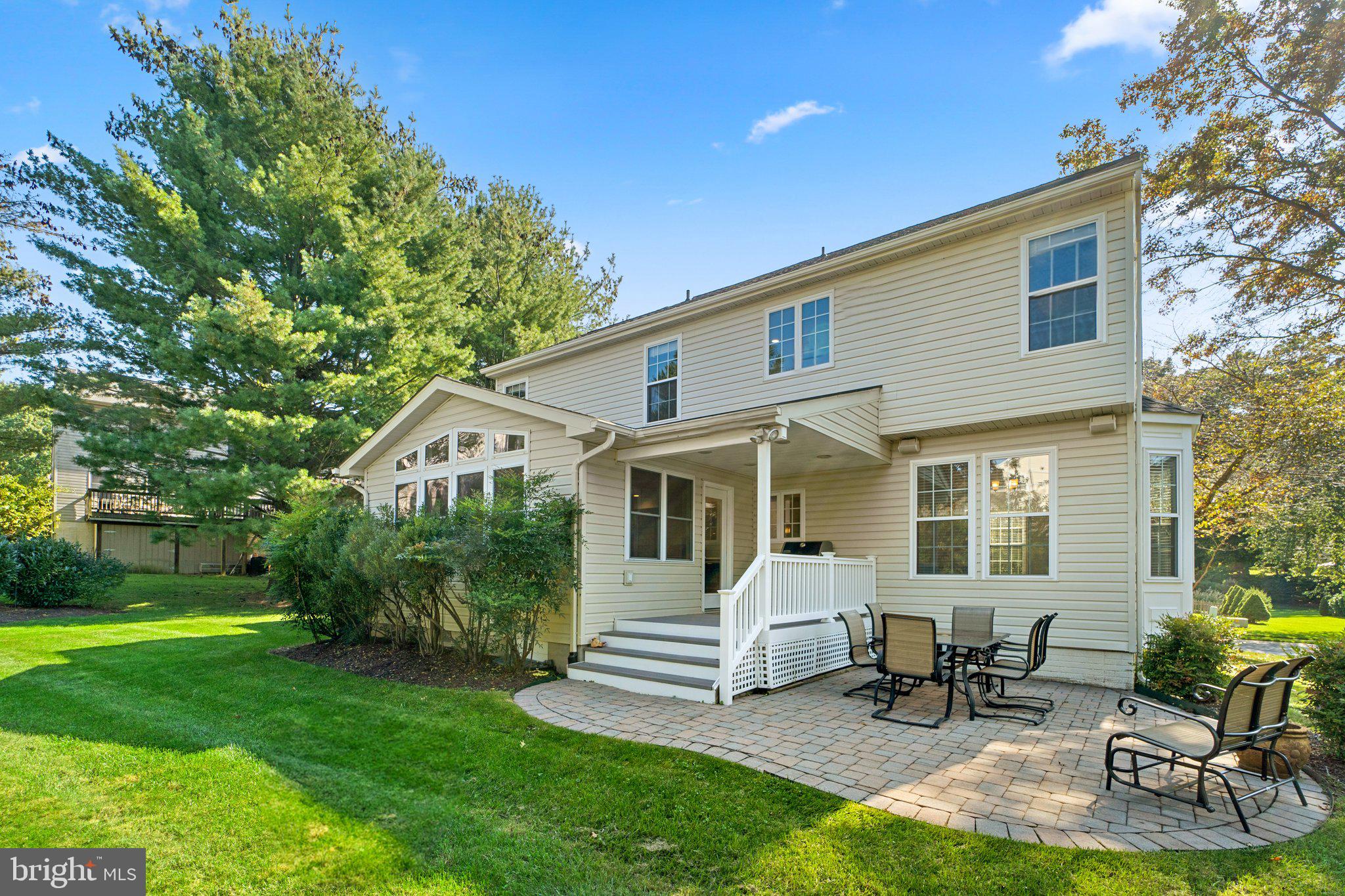 BRYNWOOD HILLS - Residential