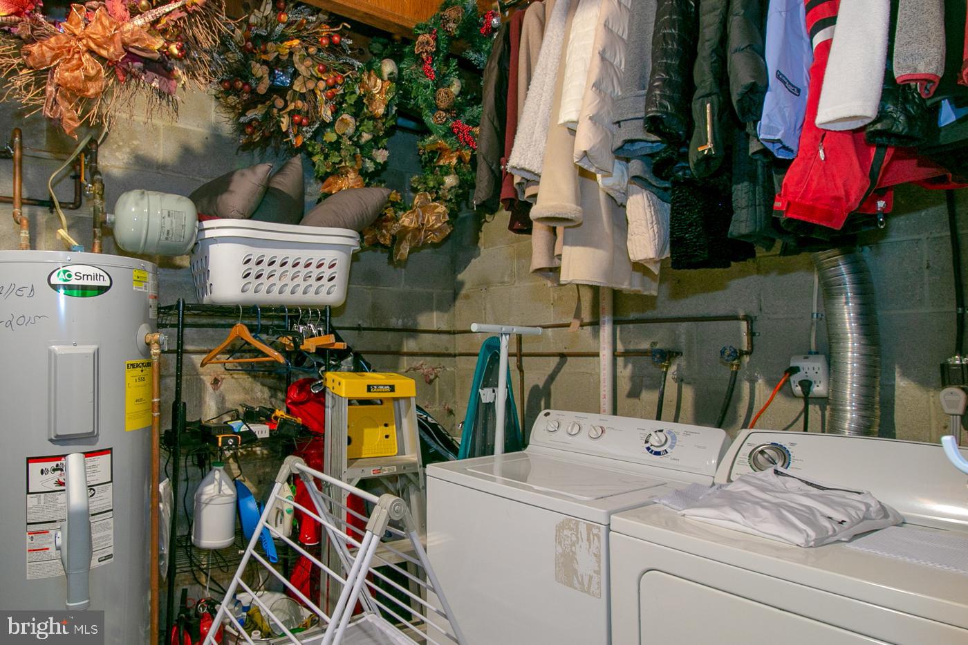 CANTON SQUARE - Residential