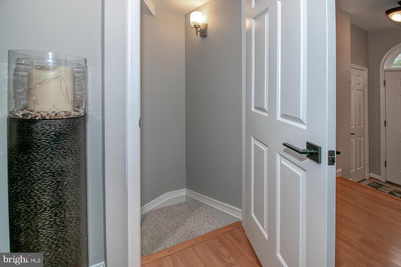 CANTON SQUARE - Residential