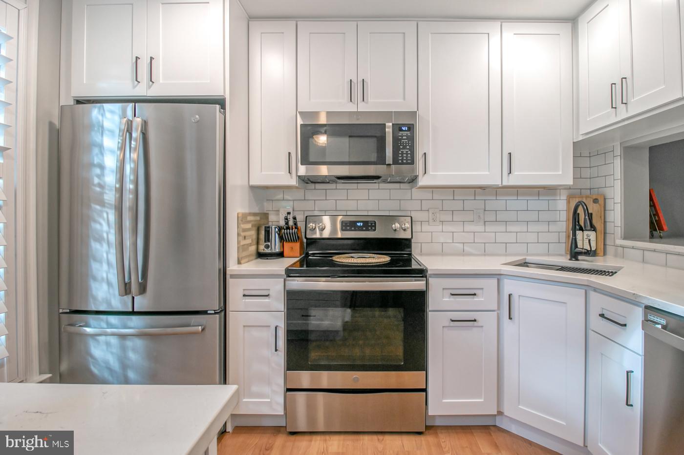 CANTON SQUARE - Residential