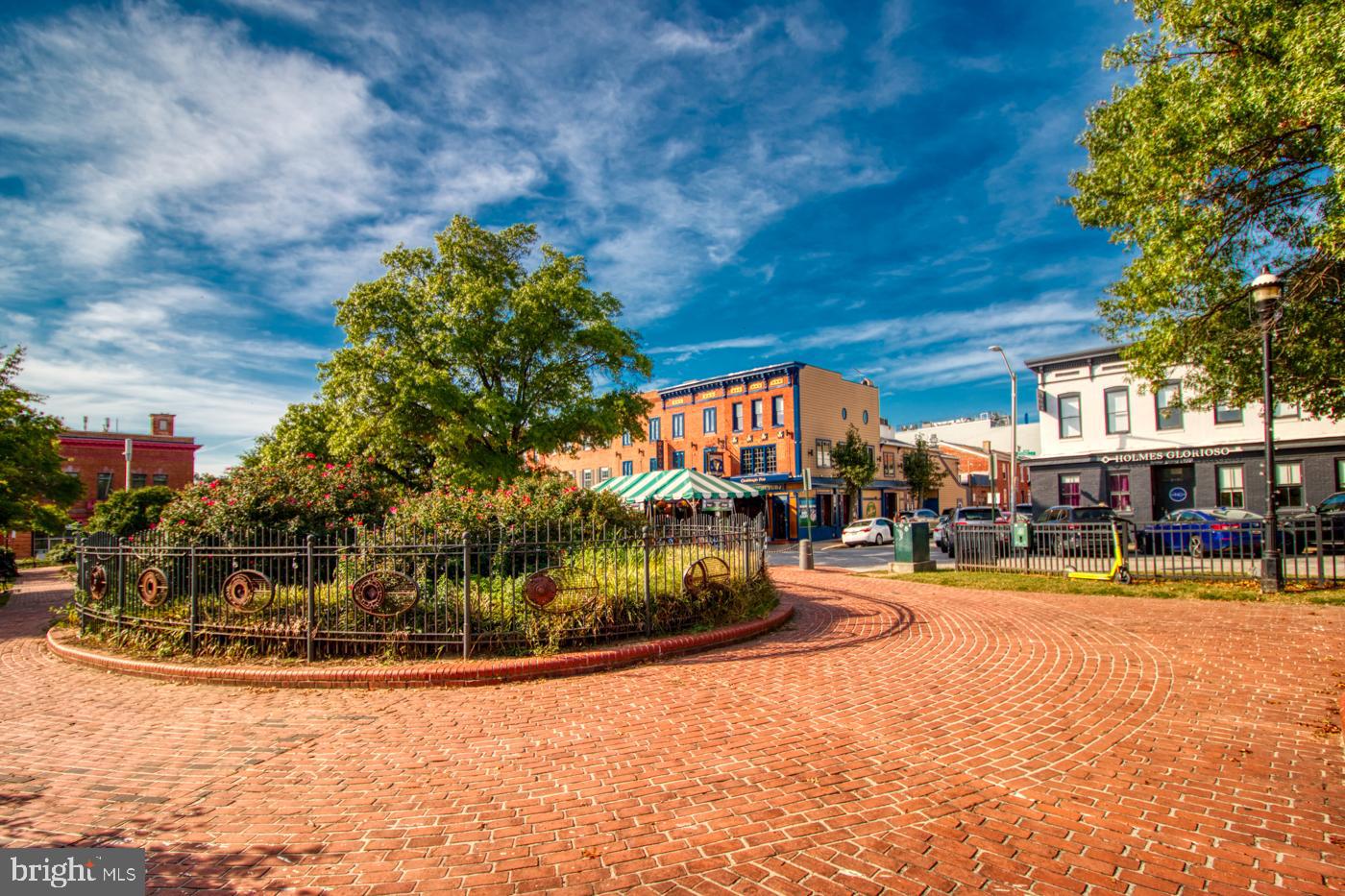 CANTON SQUARE - Residential