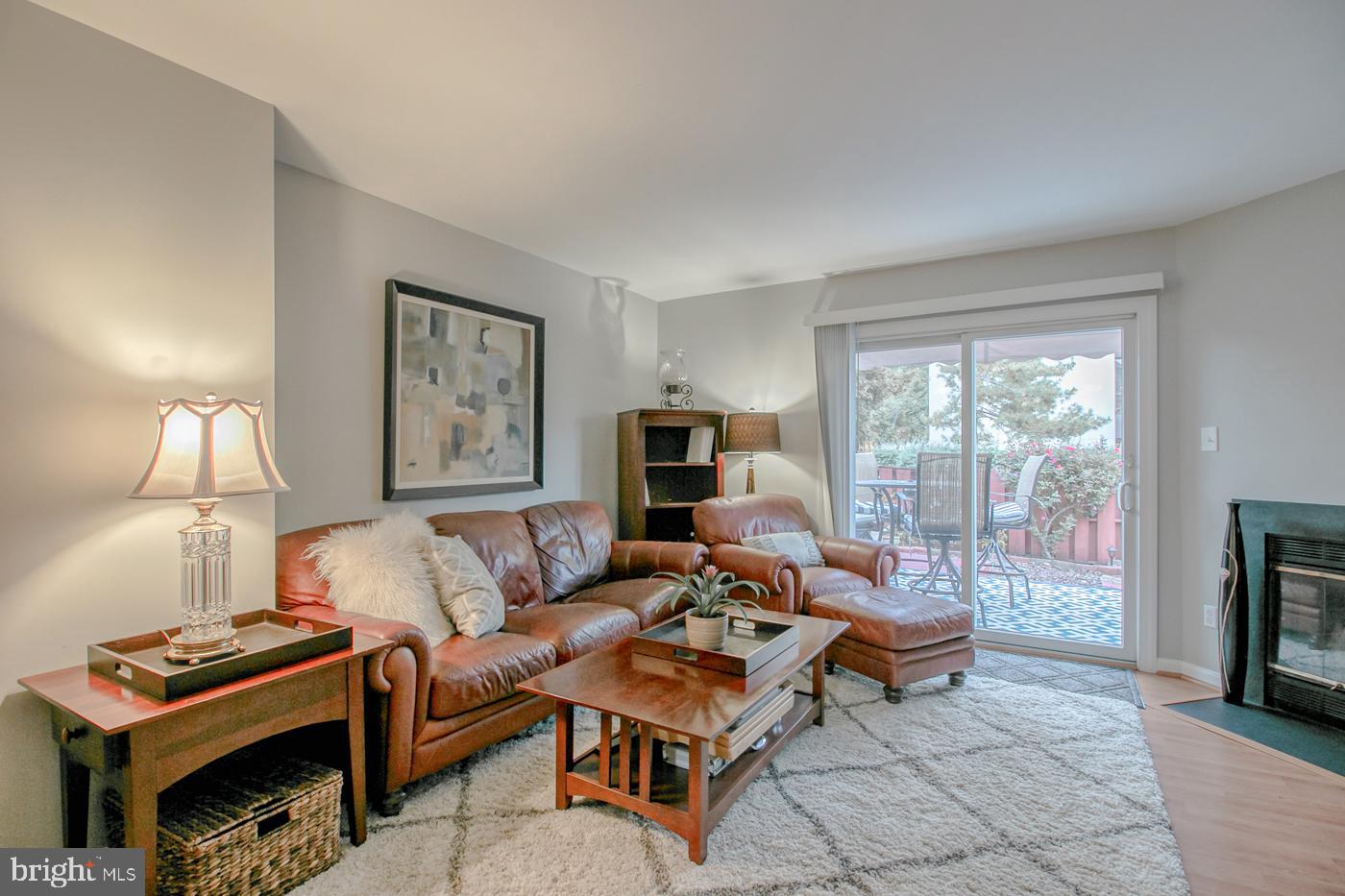 CANTON SQUARE - Residential