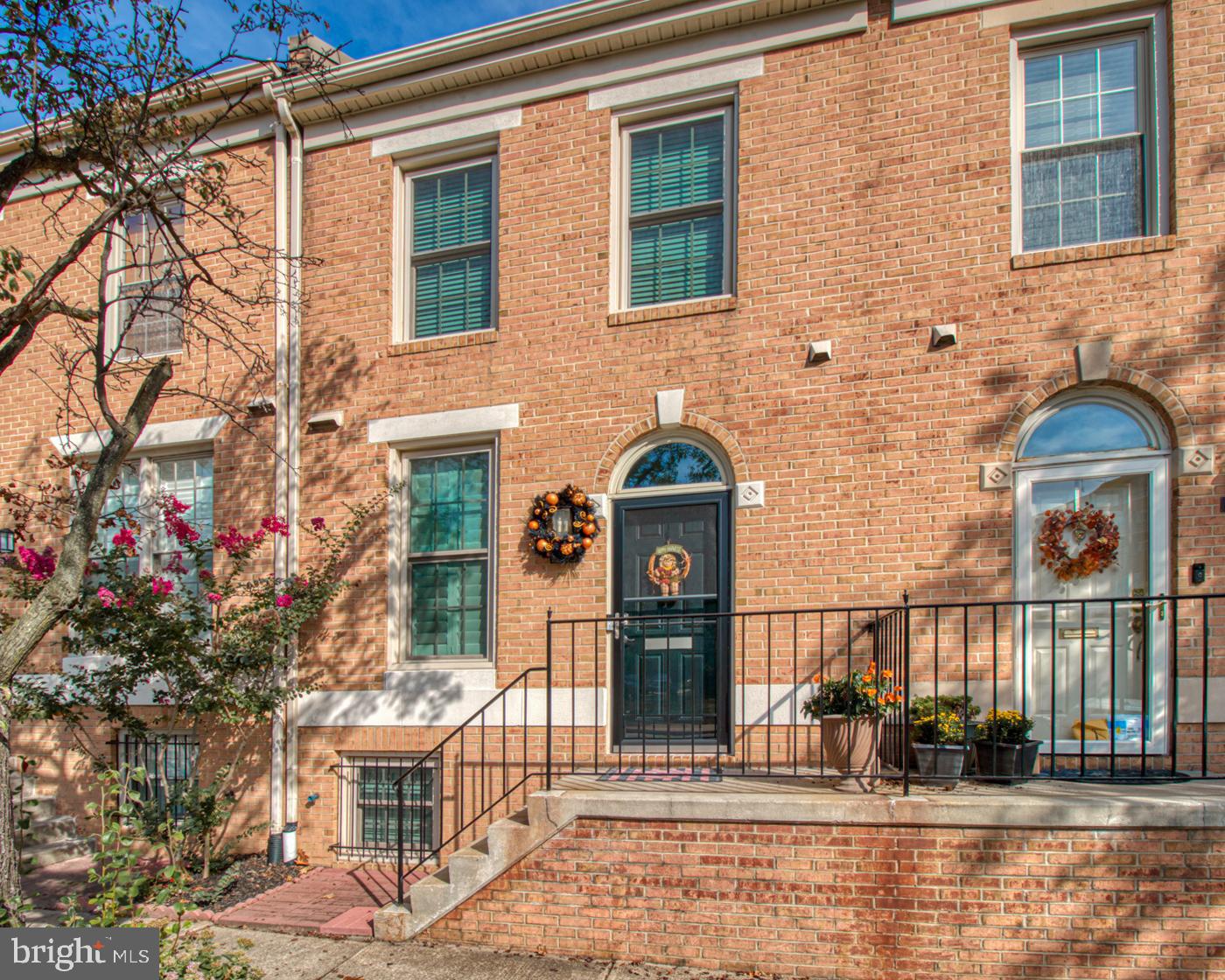 CANTON SQUARE - Residential