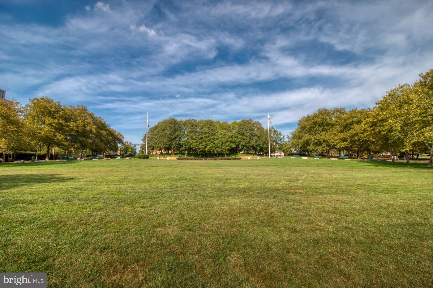 CANTON SQUARE - Residential