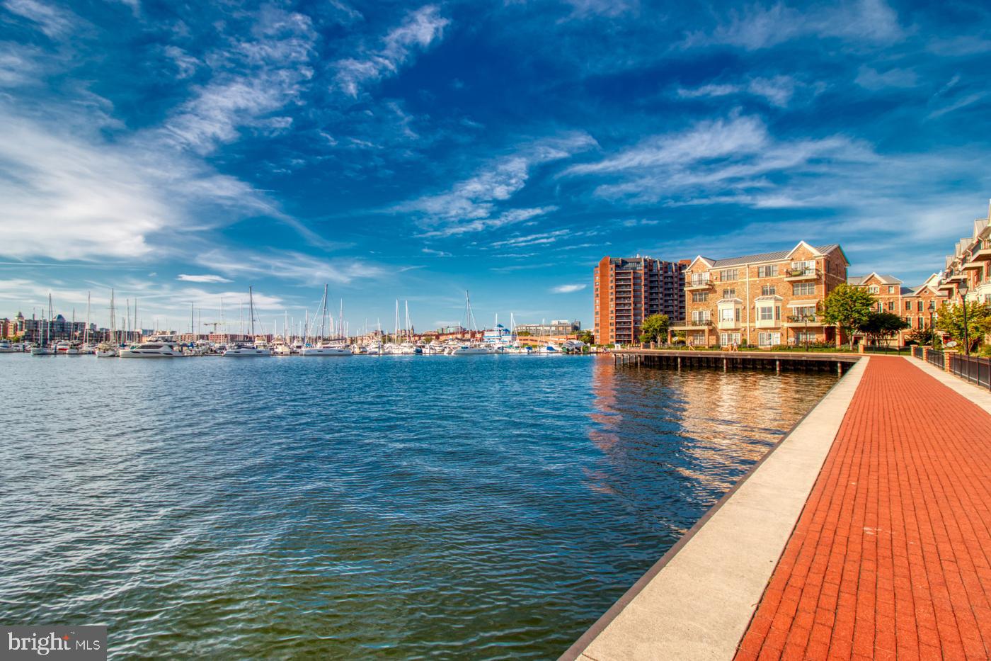 CANTON SQUARE - Residential