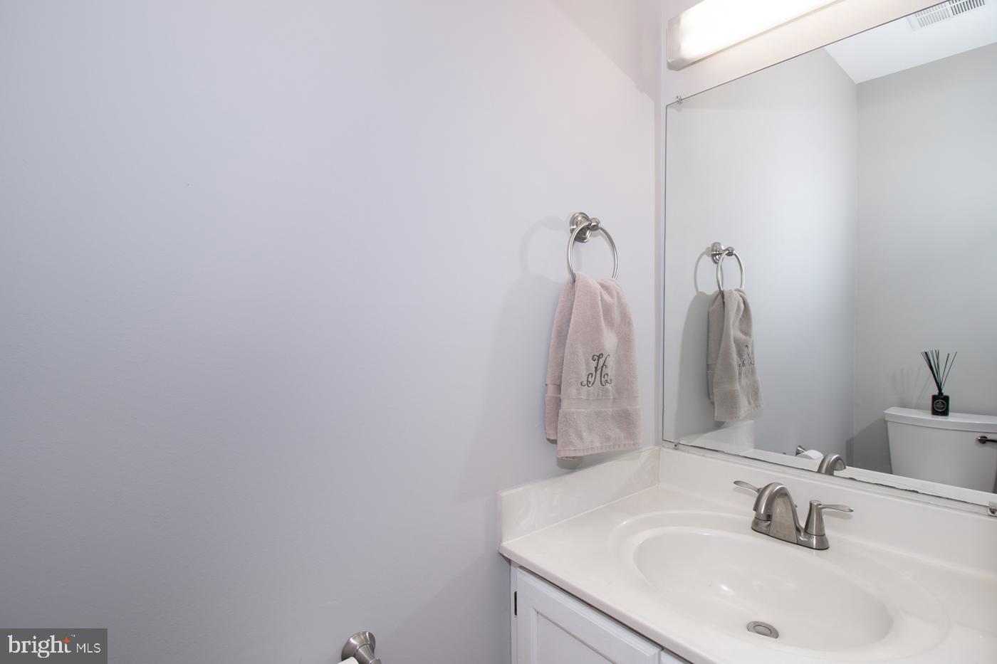 CANTON SQUARE - Residential