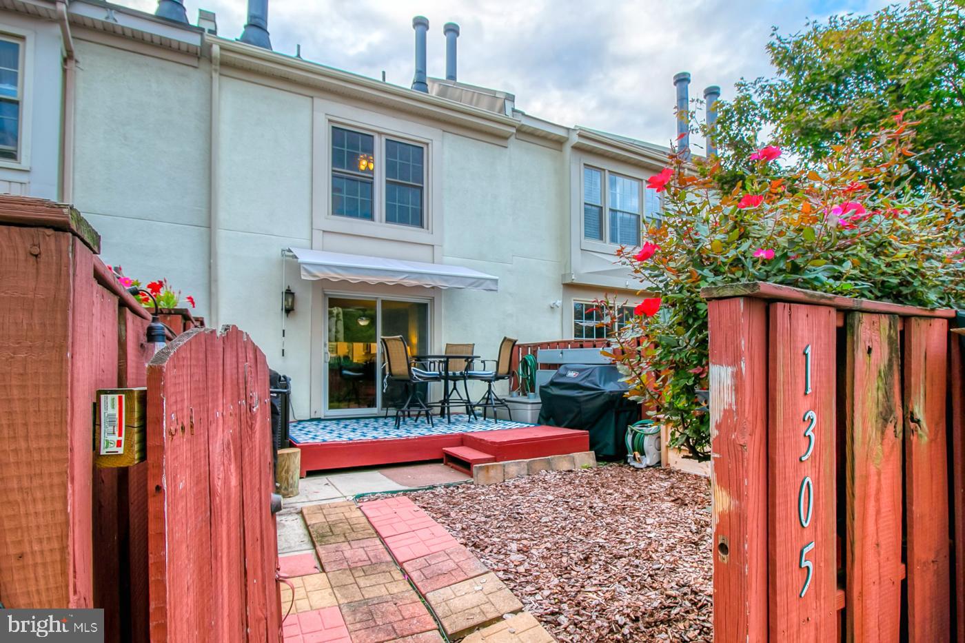 CANTON SQUARE - Residential