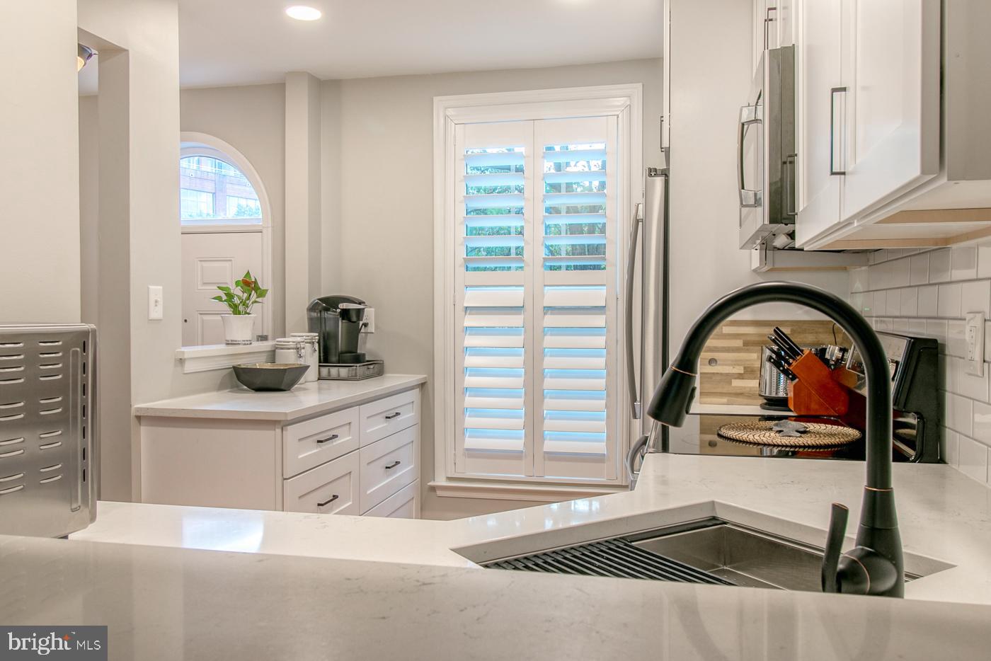 CANTON SQUARE - Residential