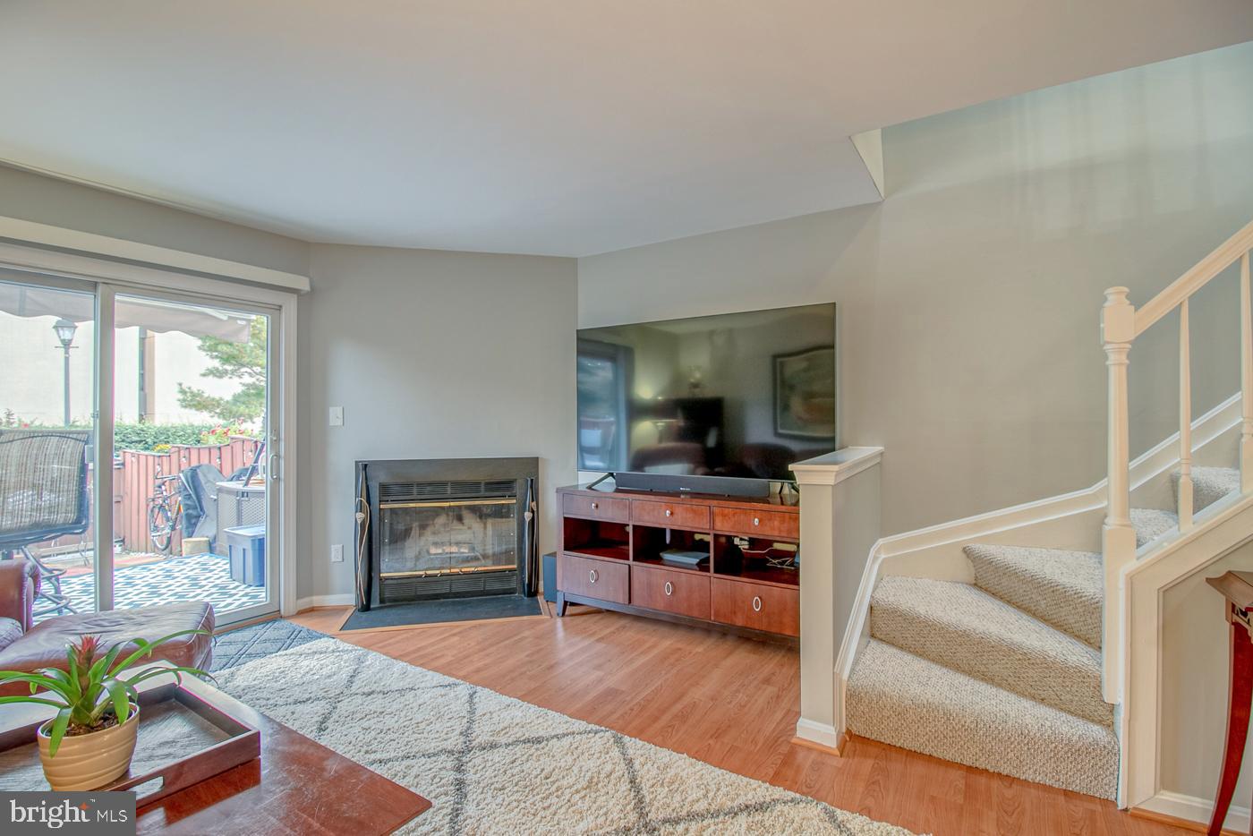 CANTON SQUARE - Residential