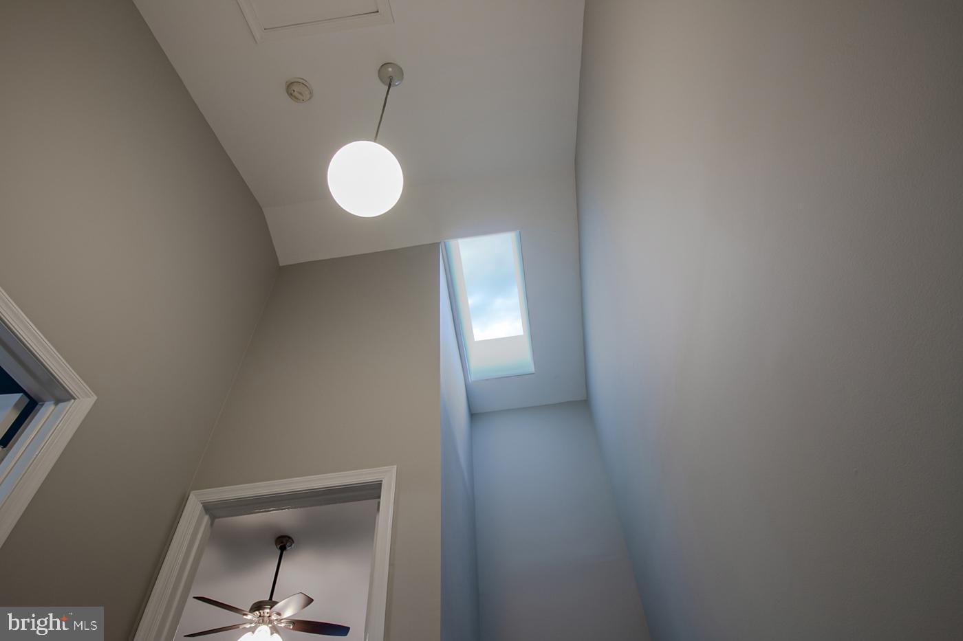 CANTON SQUARE - Residential